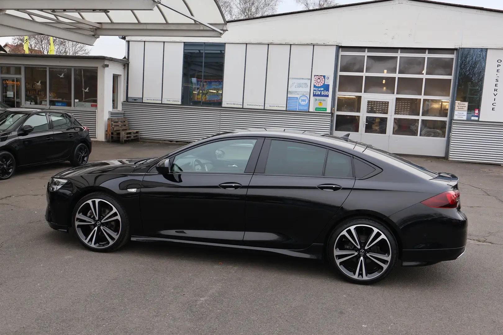 Opel Insignia GS 2.0 Turbo AT9 GS Line +*AHK* Schwarz - 2
