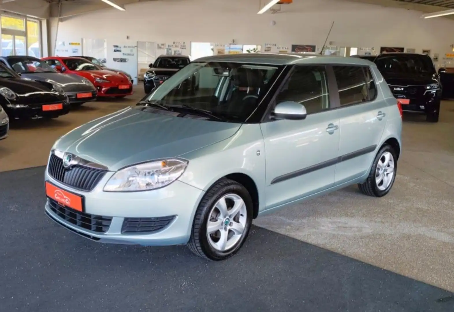 Skoda Fabia 1.2 TSI Family 2-Hand *SHZ*PDC*TEM*ALU* Groen - 1