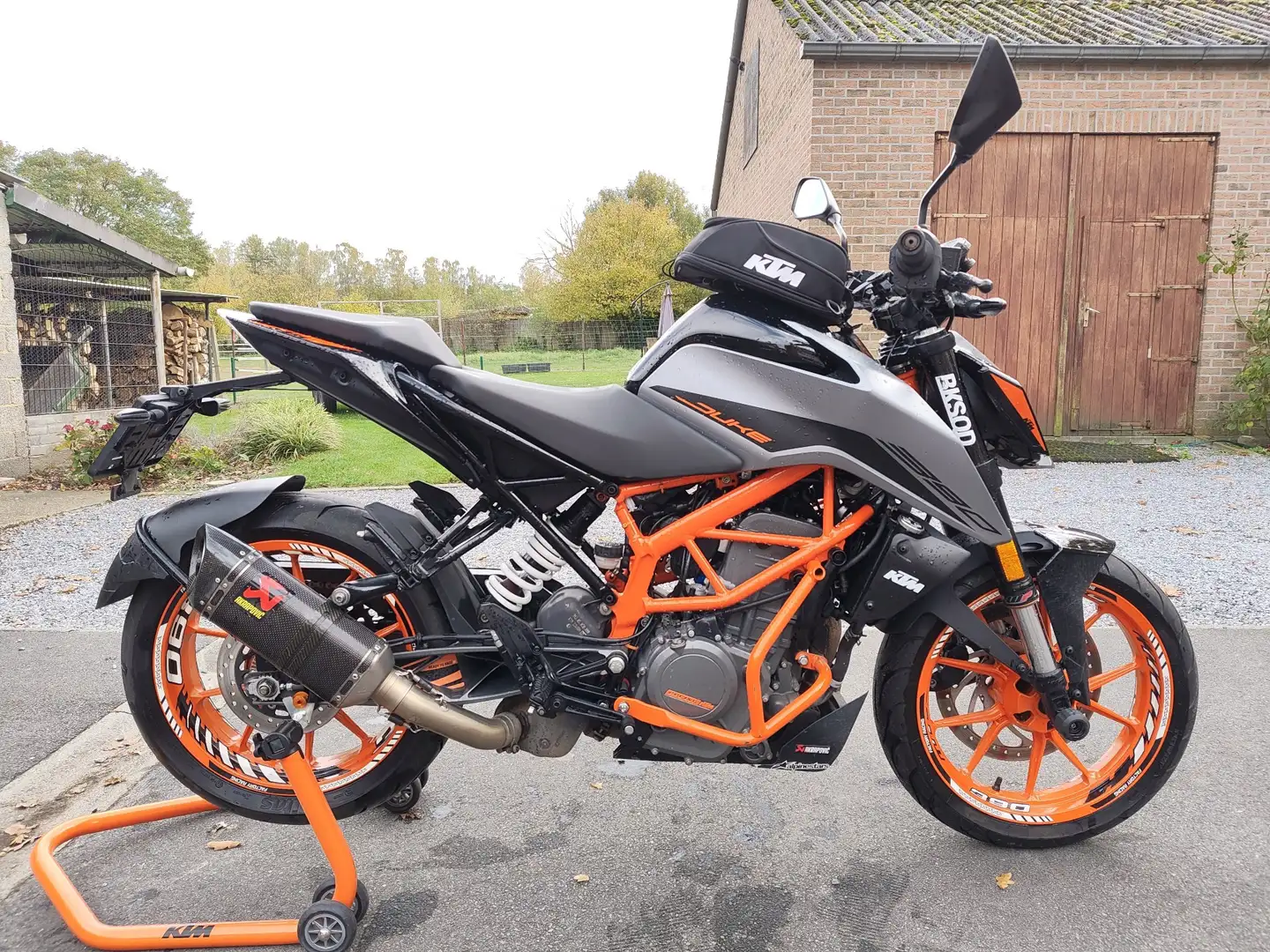 KTM 390 Duke Gris - 1