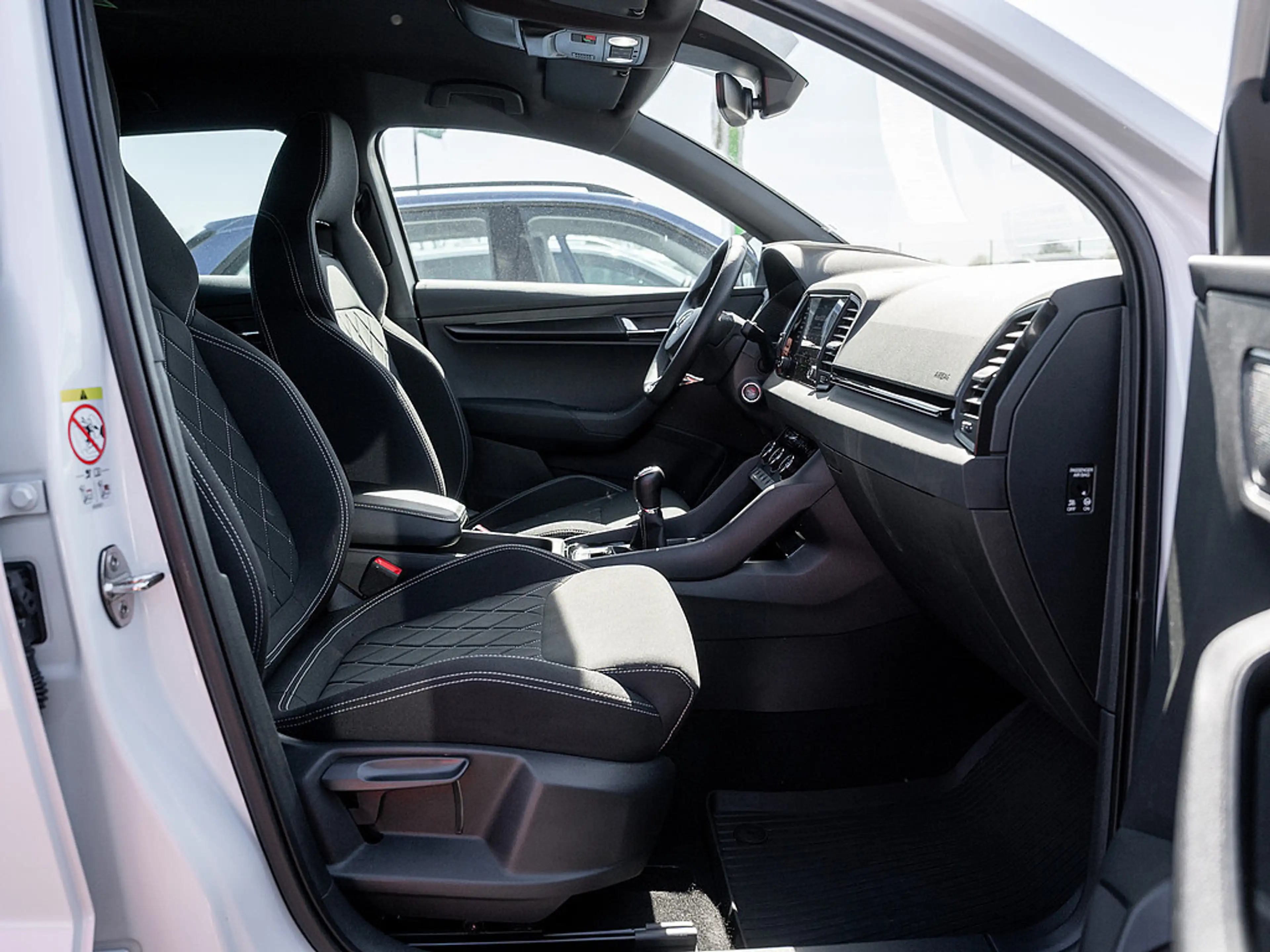 Skoda Karoq 1.5 TSI Sportline MATRIX FACEL. ACC AHK — photo 2