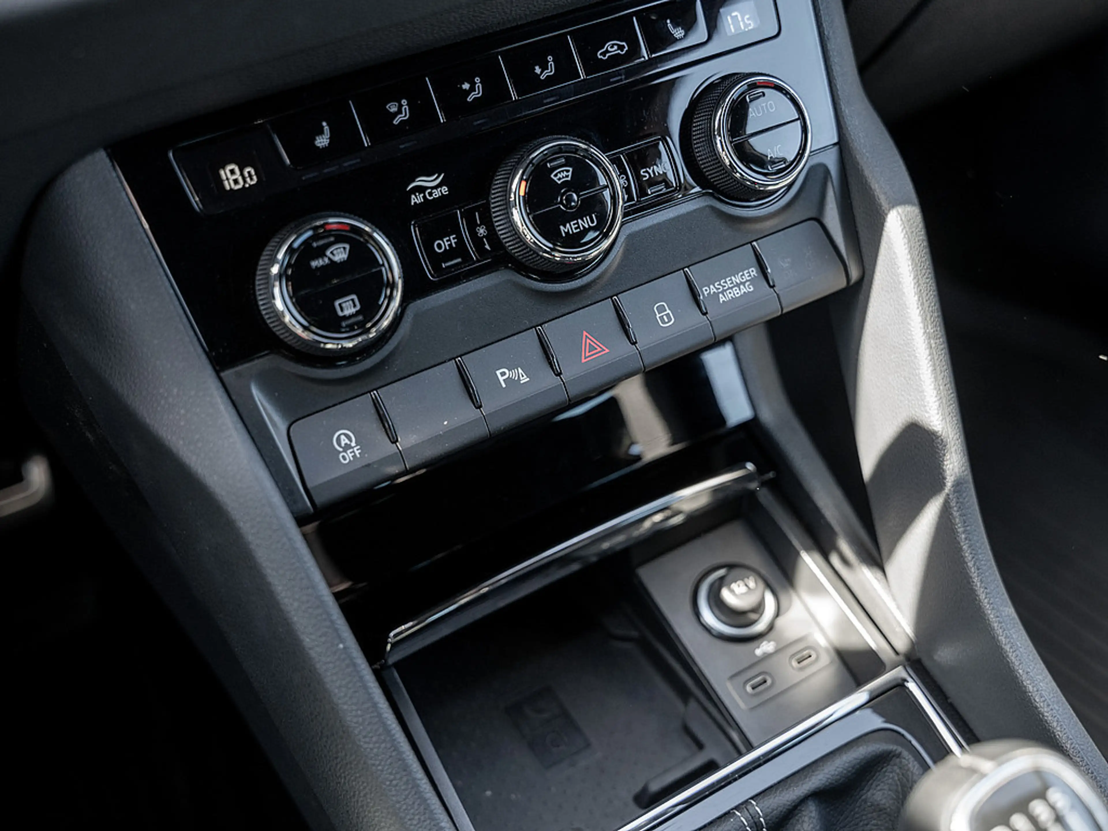 Skoda Karoq 1.5 TSI Sportline MATRIX FACEL. ACC AHK — photo 8