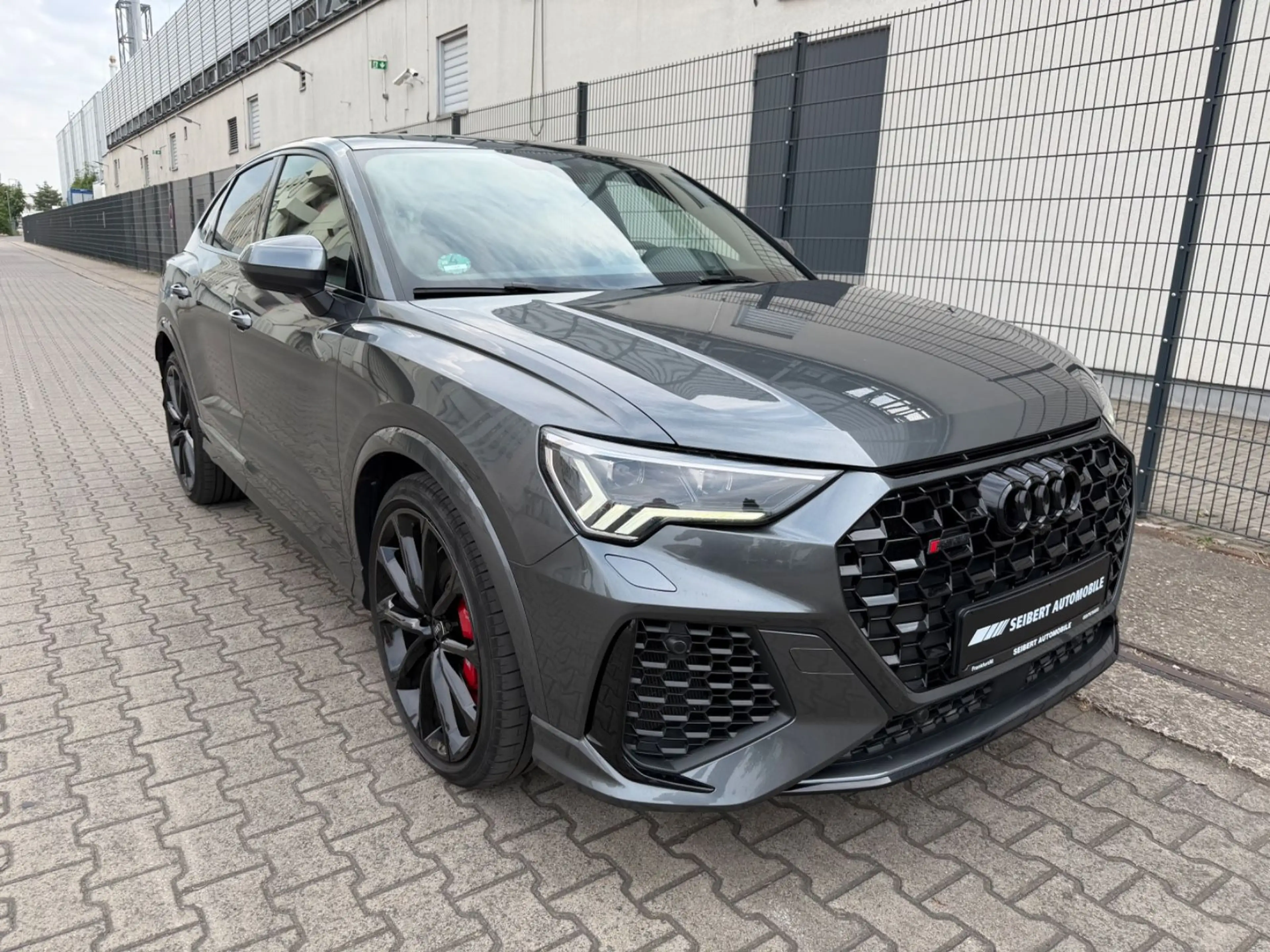 Audi RS Q3 Sportback PANO/KAMERA/MATRIX/SPORTABGAS/280