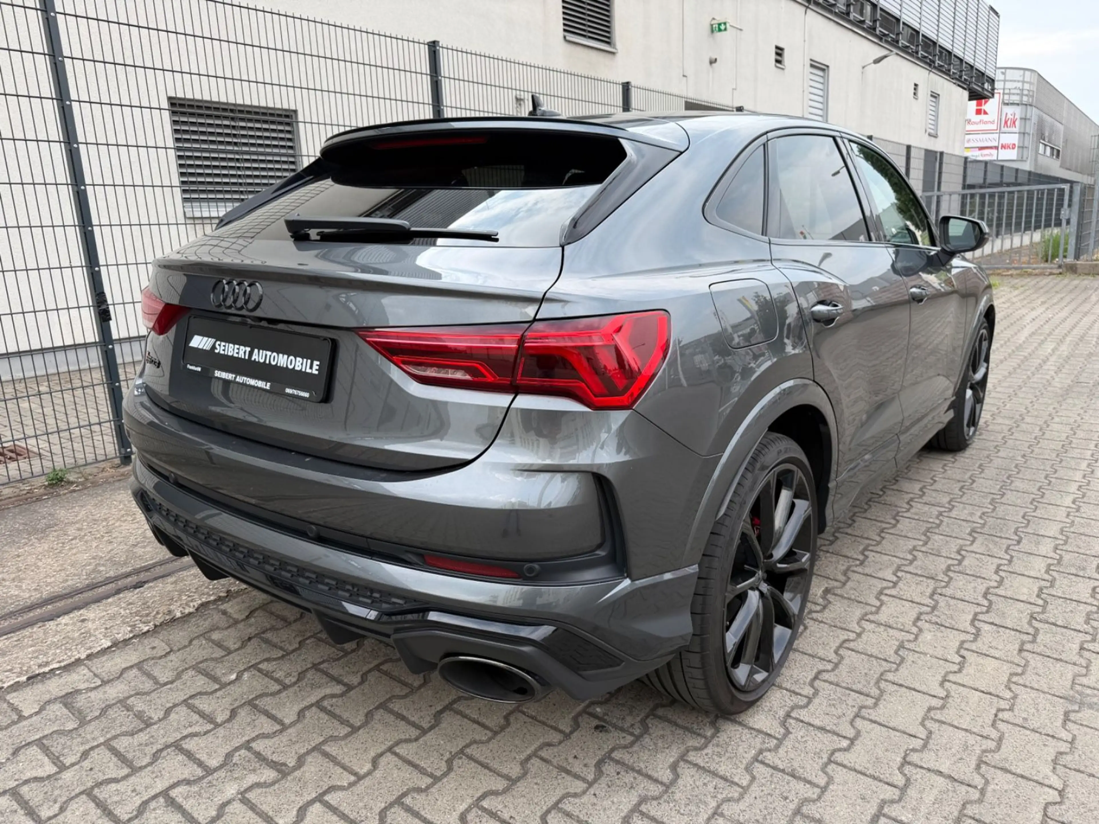 Audi RS Q3 Sportback PANO/KAMERA/MATRIX/SPORTABGAS/280 — photo 3