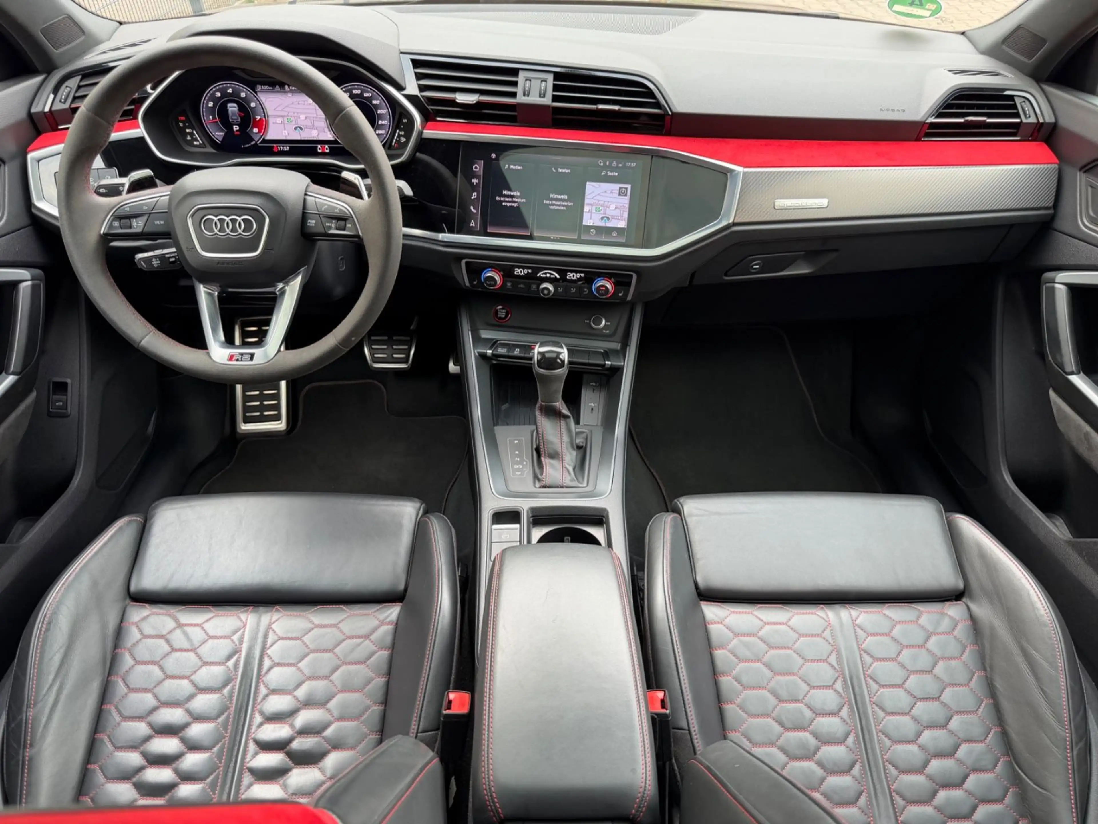 Audi RS Q3 Sportback PANO/KAMERA/MATRIX/SPORTABGAS/280 — photo 6