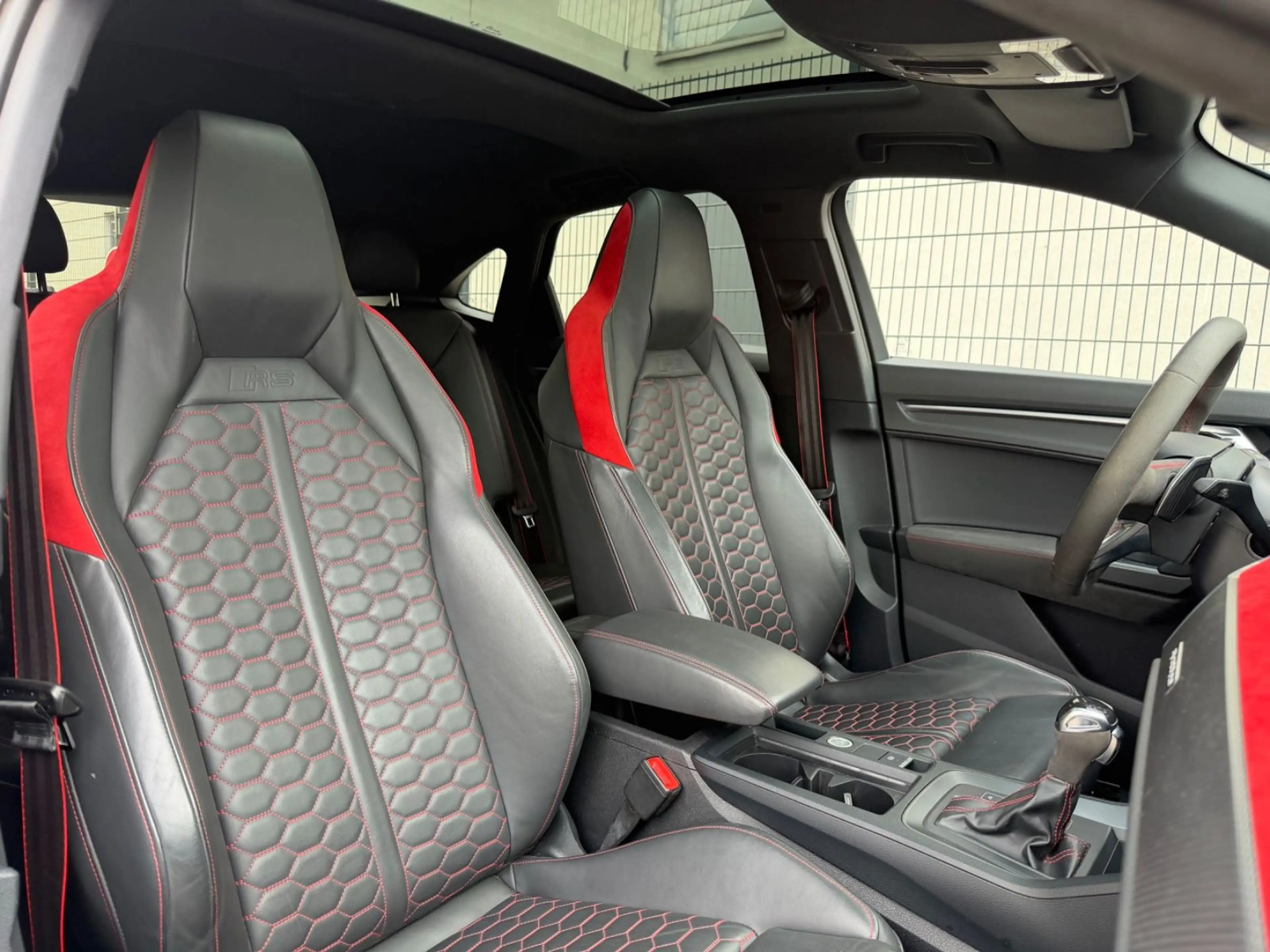 Audi RS Q3 Sportback PANO/KAMERA/MATRIX/SPORTABGAS/280 — photo 10