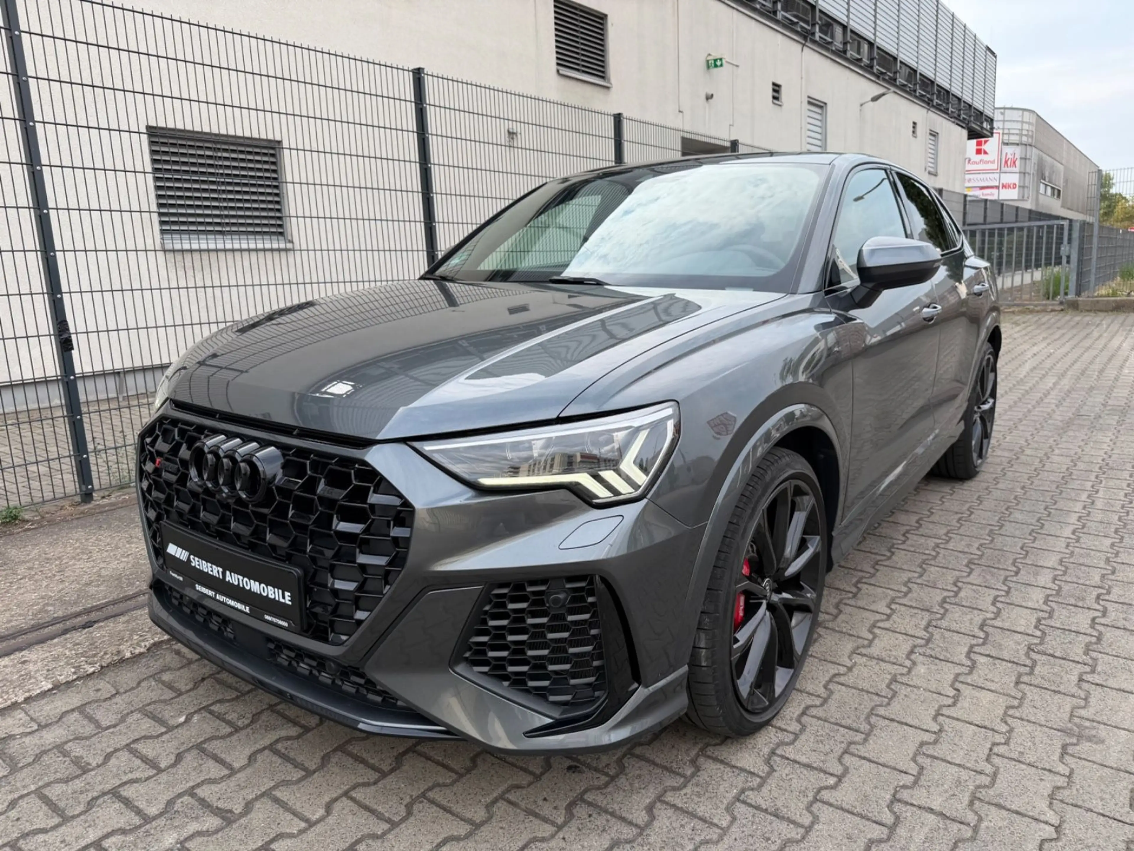 Audi RS Q3 Sportback PANO/KAMERA/MATRIX/SPORTABGAS/280 — photo 9