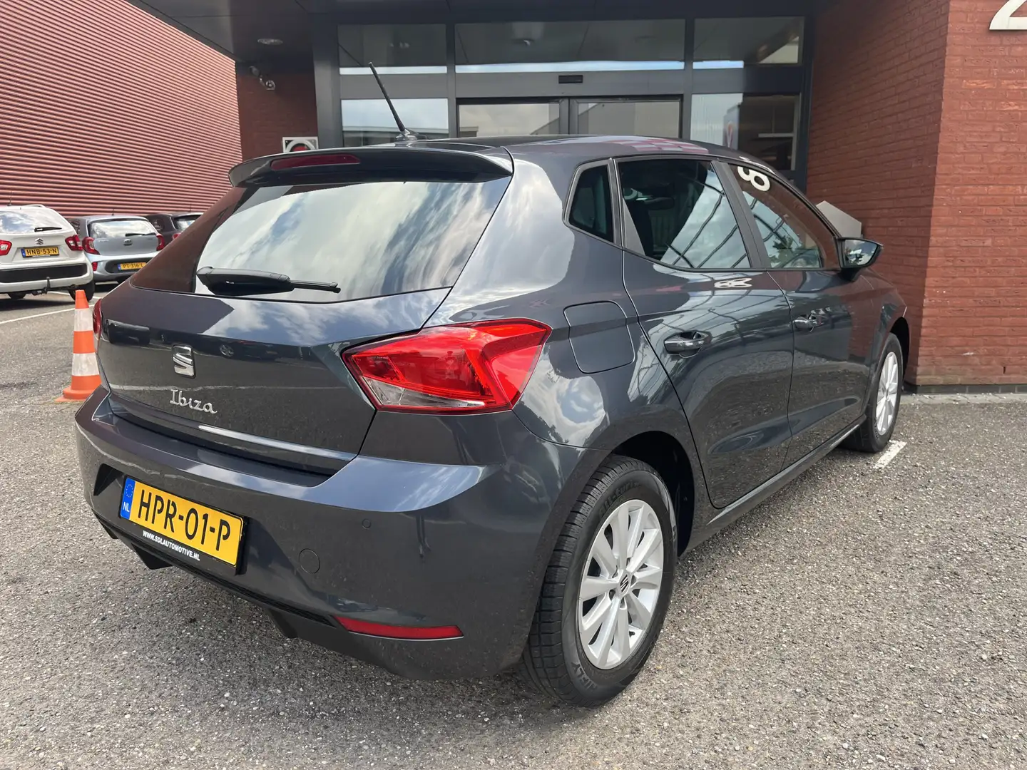 SEAT Ibiza 1.0 Style // FULL LED // CLIMA // PDC // CRUISE // Grijs - 2
