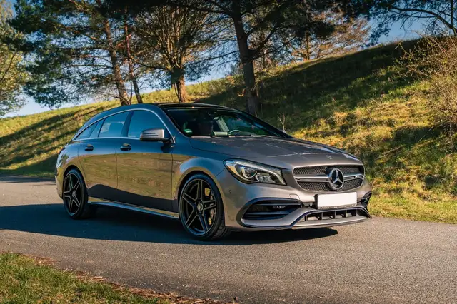 Mercedes-Benz CLA 45 AMG