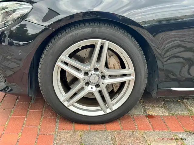 Mercedes-Benz E-Class view 17