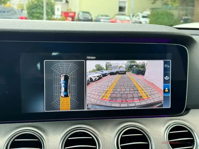 Mercedes-Benz E-Class view 21
