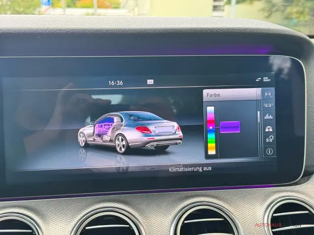 Mercedes-Benz E-Class view 18