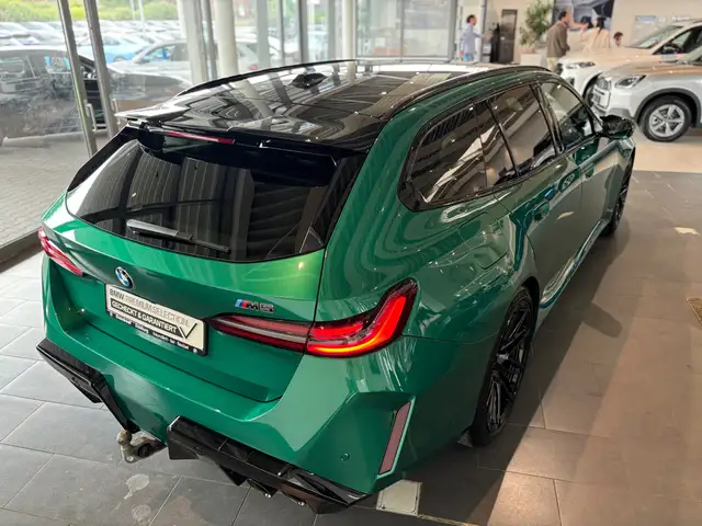 BMW M5 view 12