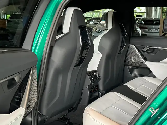 BMW M5 view 27