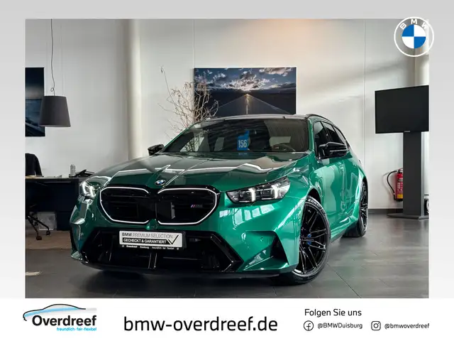 BMW M5 Plug-In Hybrid Touring xDrive Panorama AHK