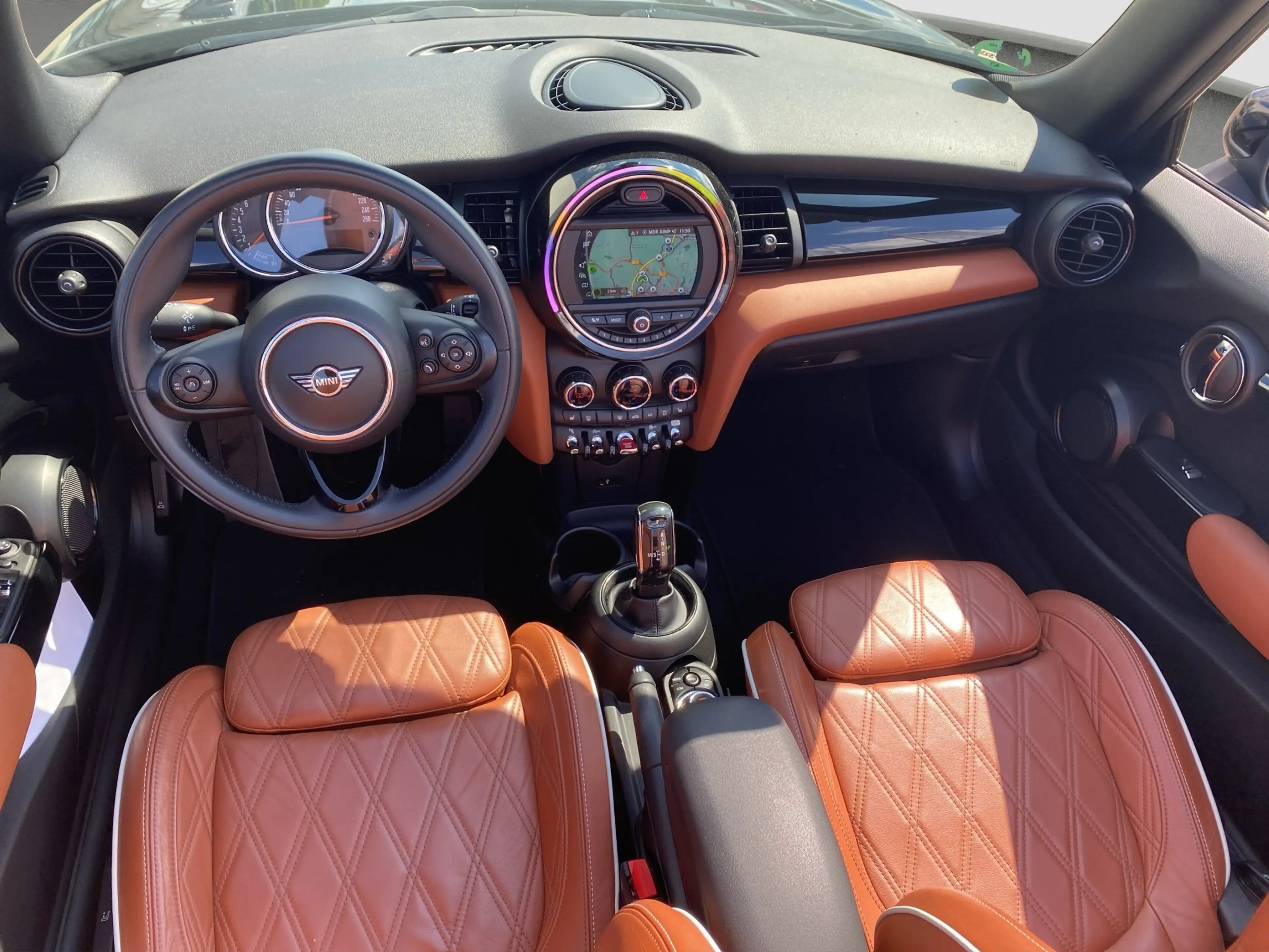 MINI Cooper Cabrio LED Navi ParkAss RFK Sportsitz PDC — photo 12