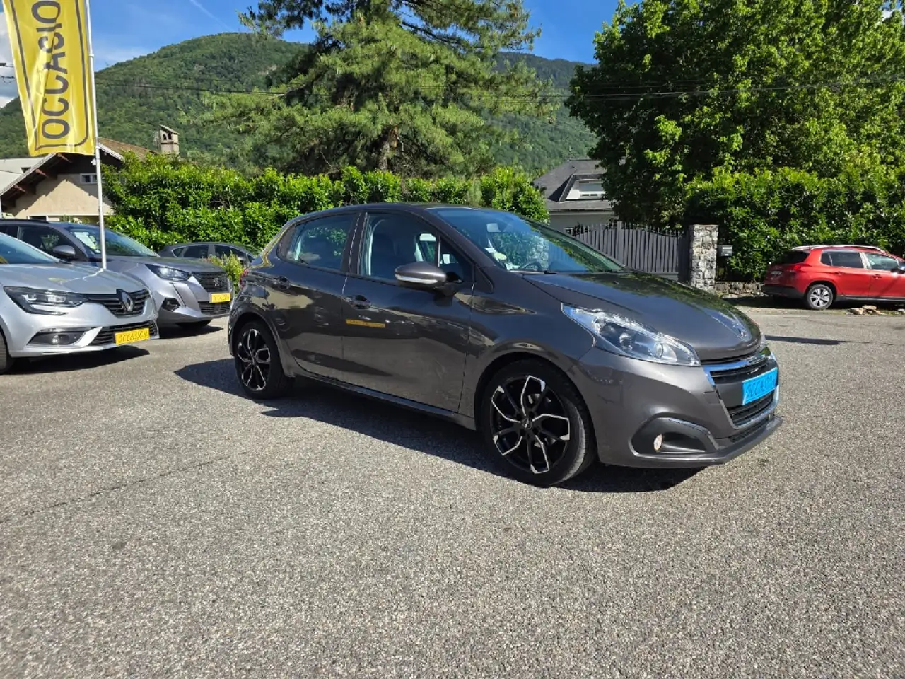 Peugeot 208 BlueHDi 100ch BVM6 Active