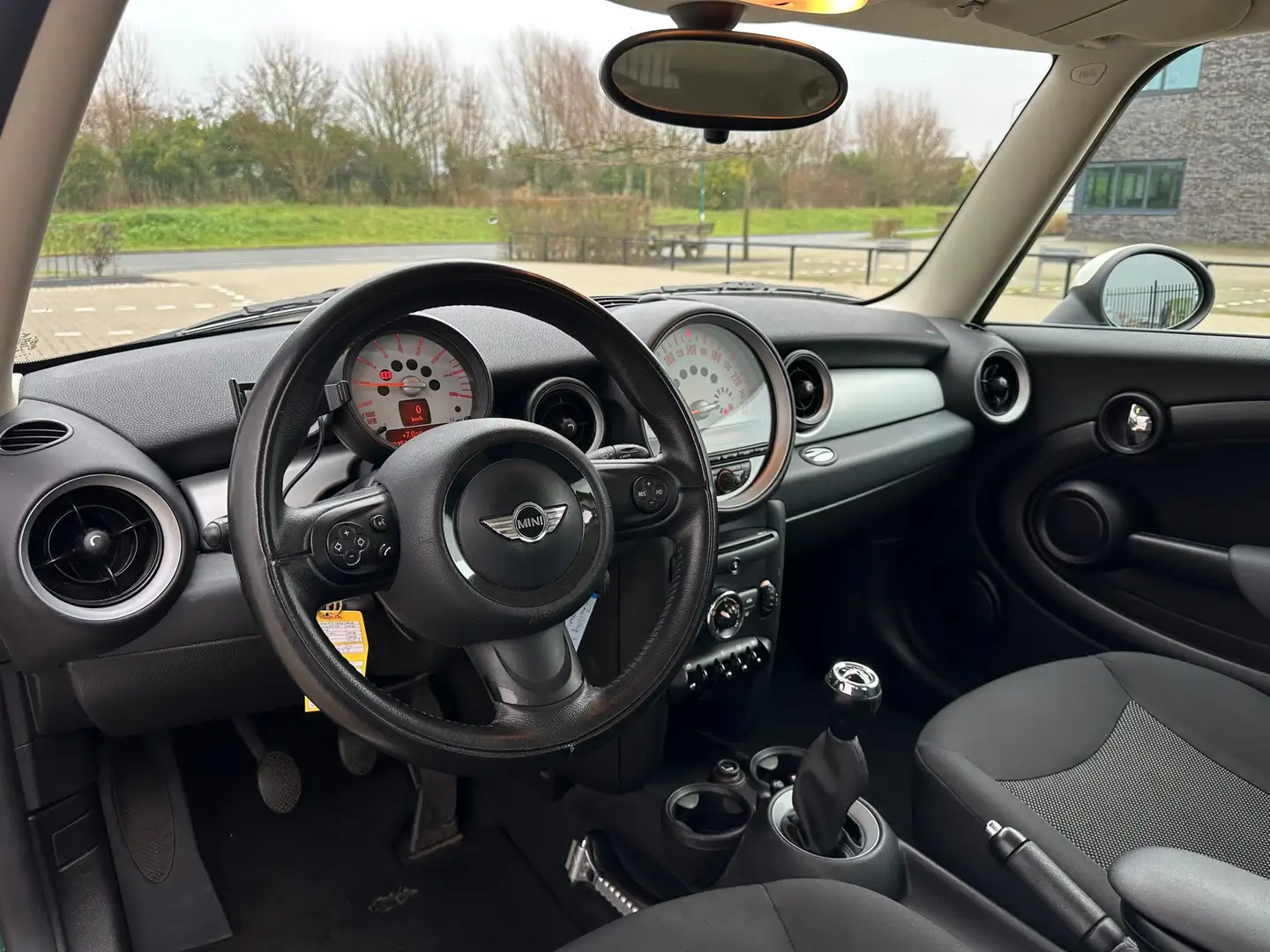 MINI One Mini 1.6 MINIMALIST Business Line Sport Pakket | X Groen - 2