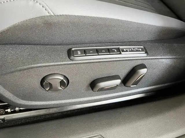 Volkswagen Id.4 view 17