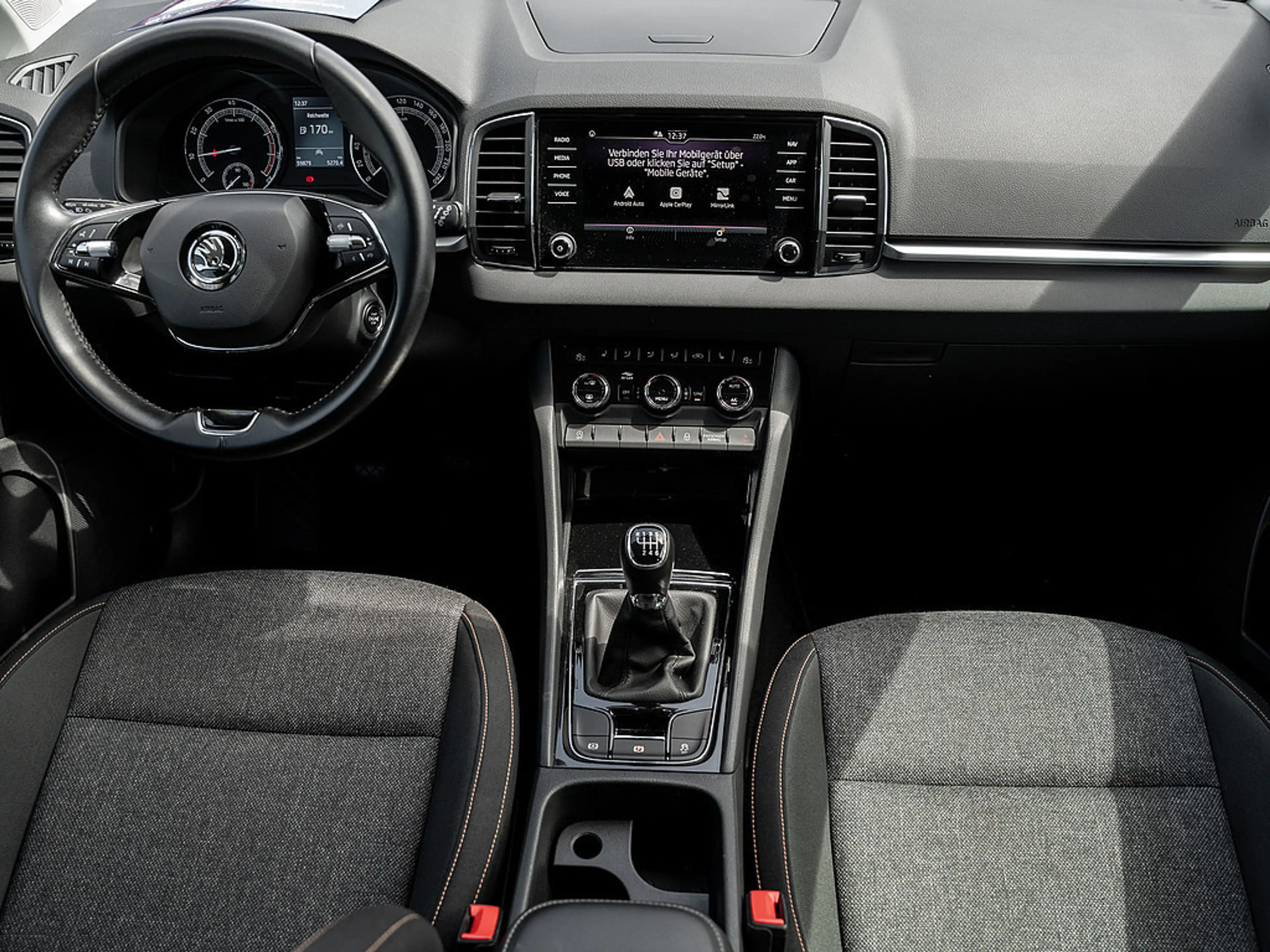 Skoda Karoq 1.0 TSI Clever LED SHZ PDC KURVENLICHT — photo 6