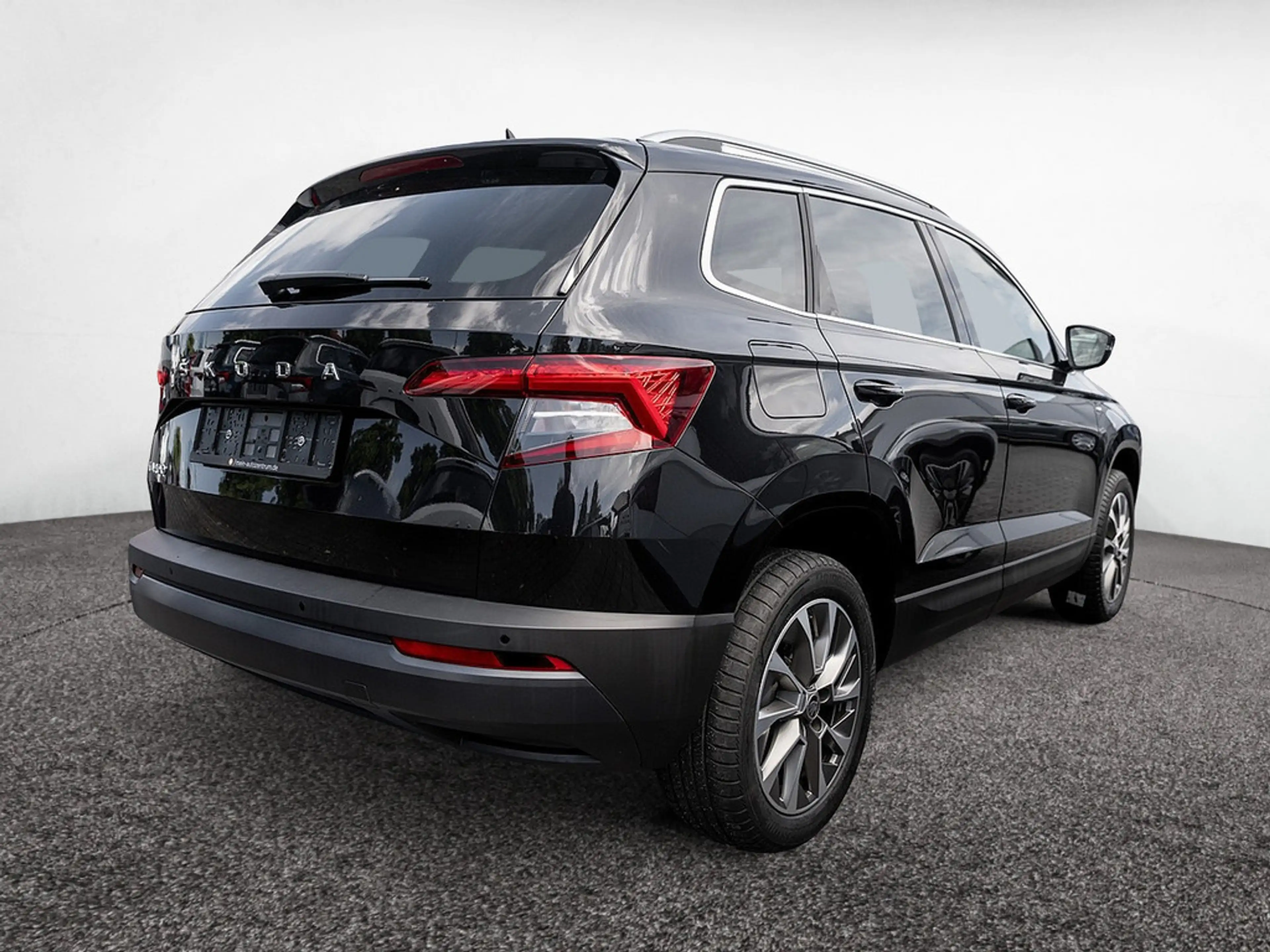 Skoda Karoq 1.0 TSI Clever LED SHZ PDC KURVENLICHT — photo 3