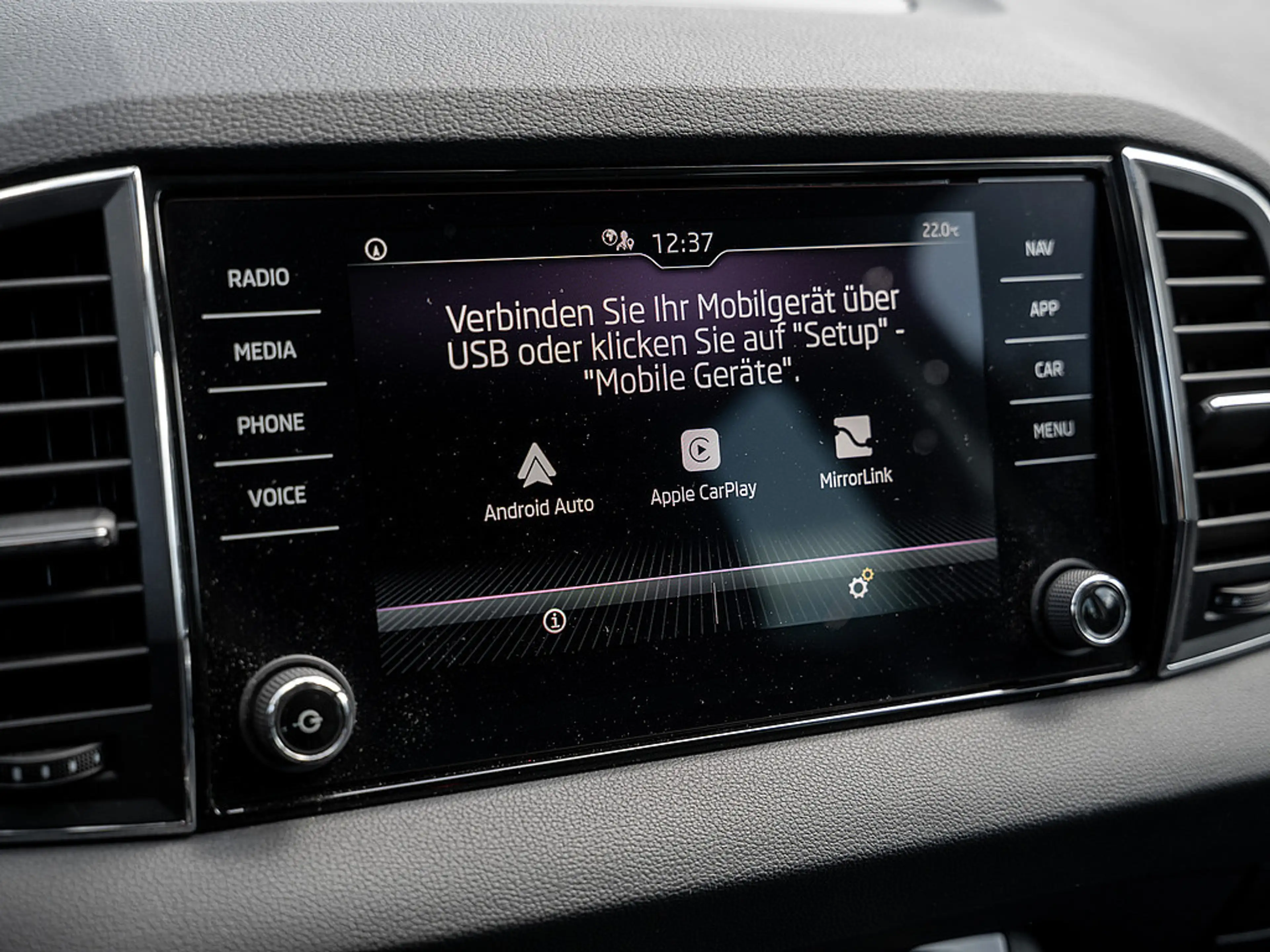 Skoda Karoq 1.0 TSI Clever LED SHZ PDC KURVENLICHT — photo 7