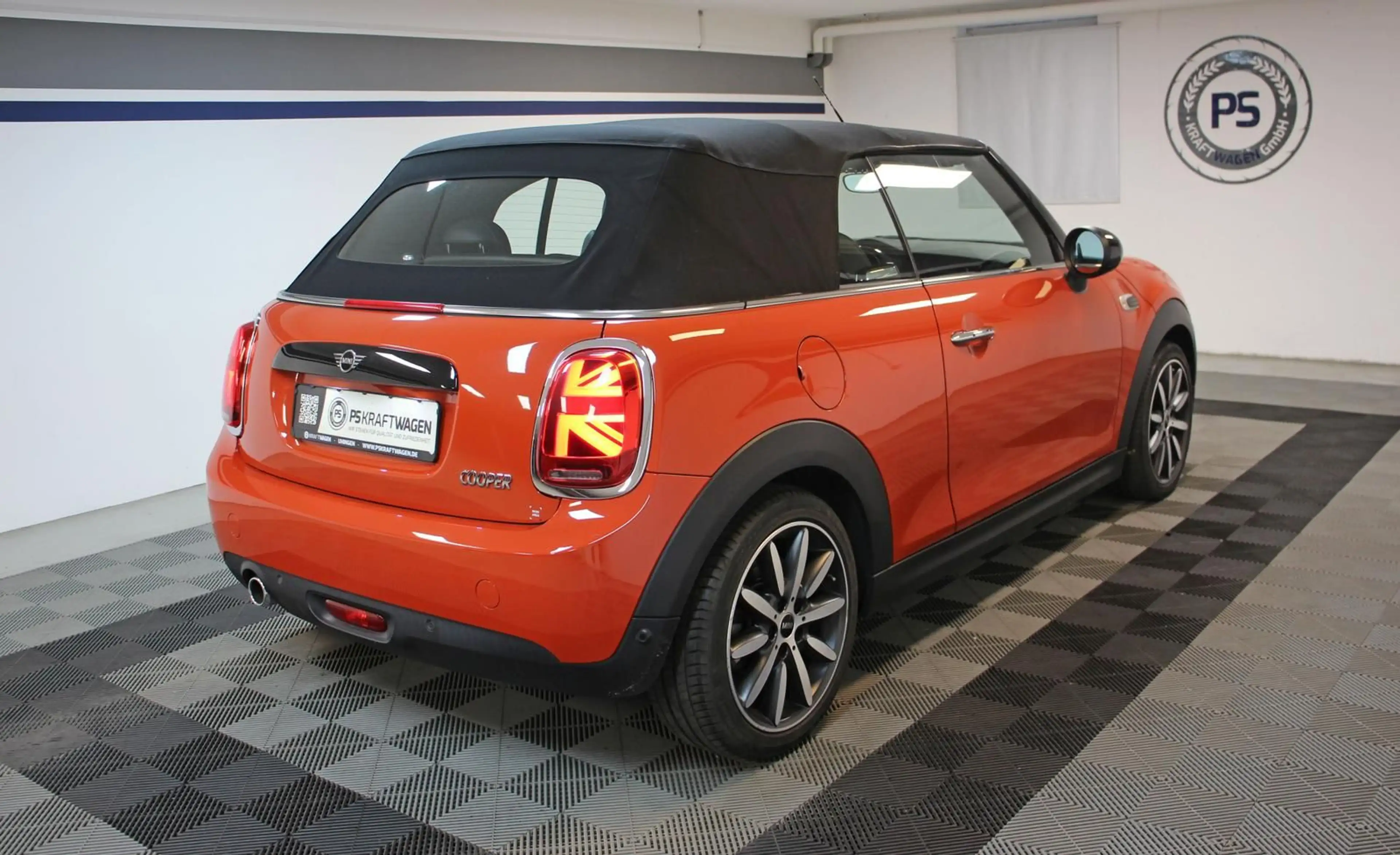 MINI Cooper Cabrio 1.5 Aut. NAVI TEMP BT LEDER 1.HAND — photo 5