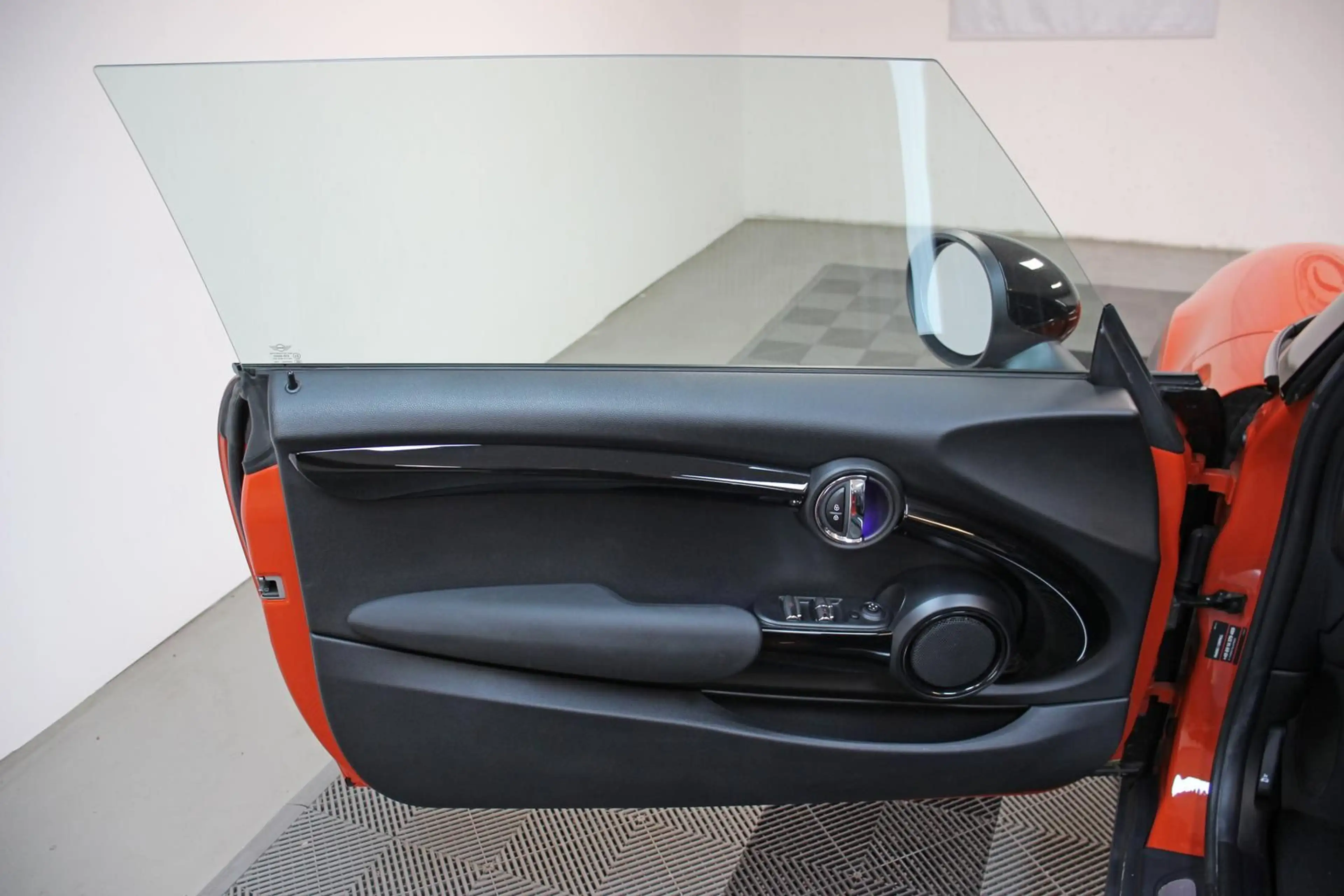 MINI Cooper Cabrio 1.5 Aut. NAVI TEMP BT LEDER 1.HAND — photo 9