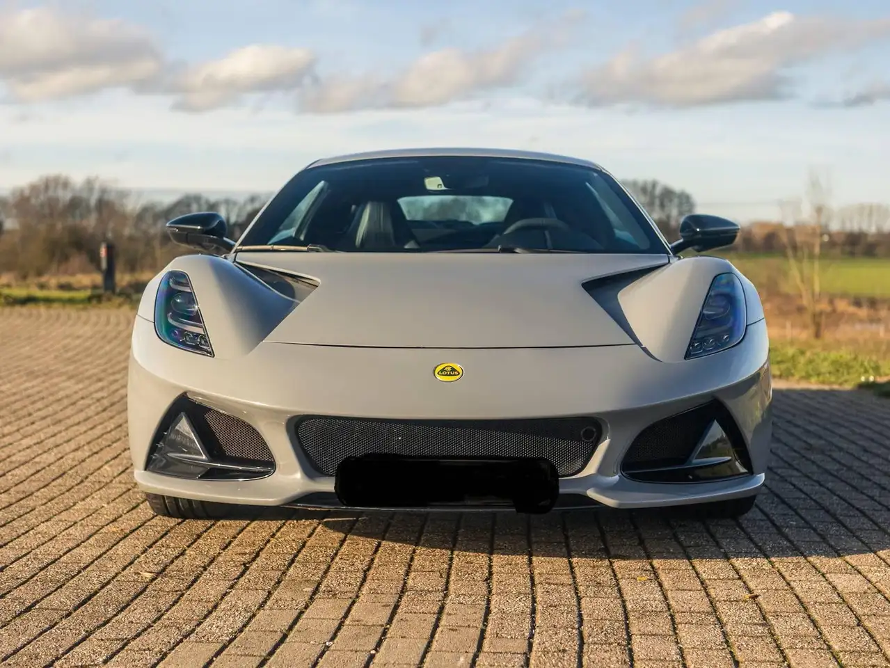 Lotus Emira 2021