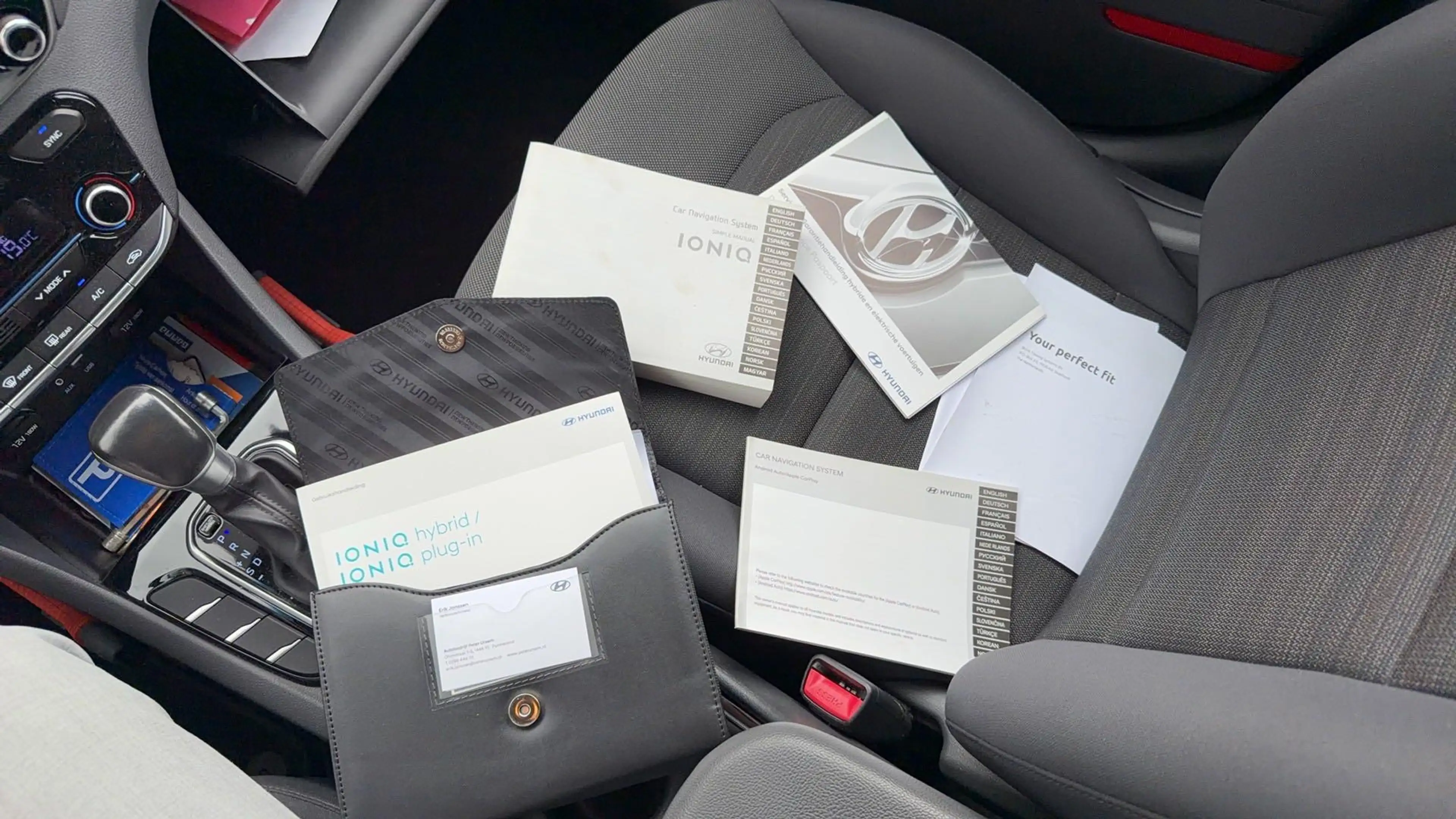 Hyundai IONIQ 1.6 GDi Hybrid Comfort | Navigatie | Camera | Clim — photo 15