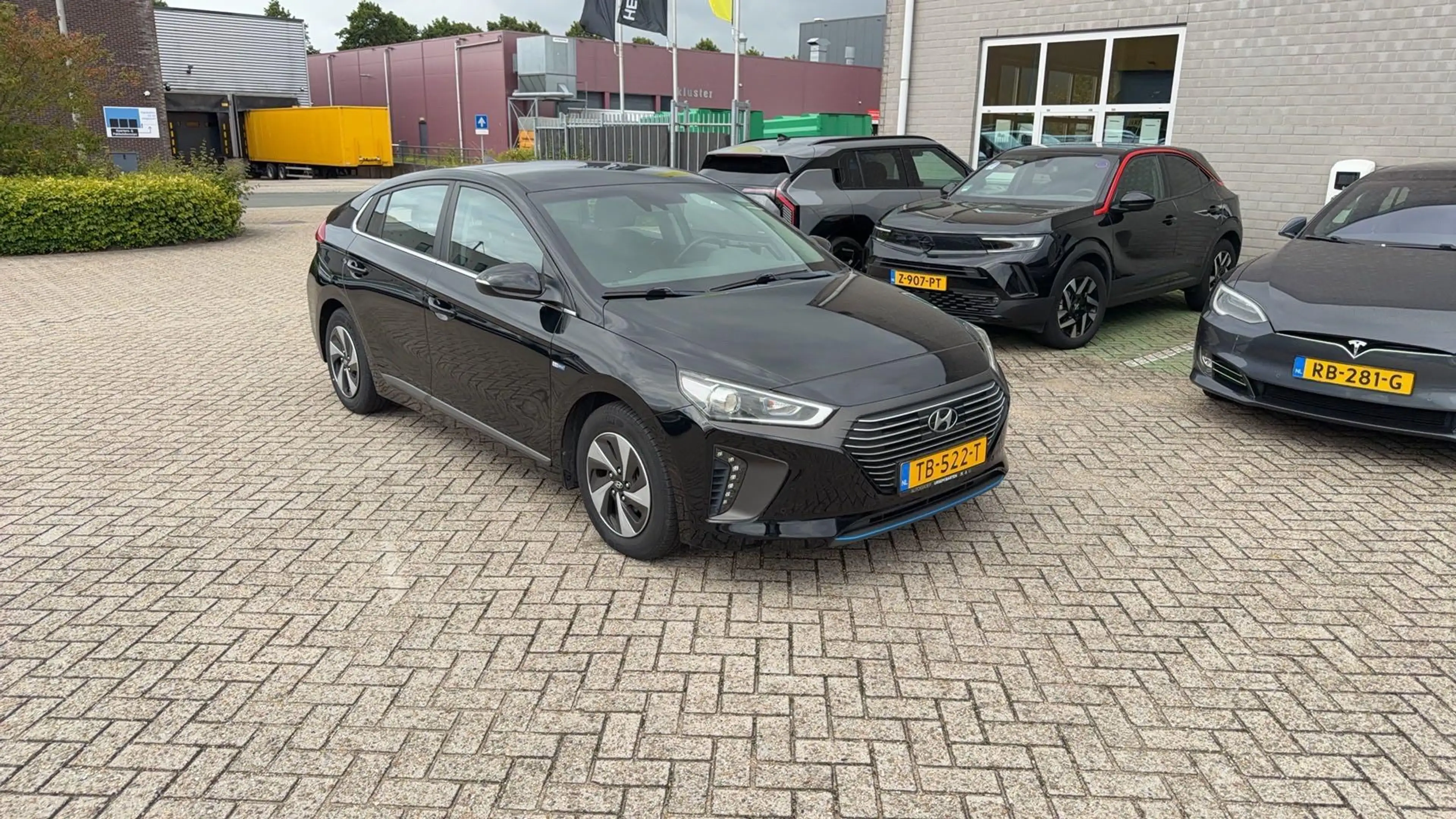 Hyundai IONIQ 1.6 GDi Hybrid Comfort | Navigatie | Camera | Clim — photo 6