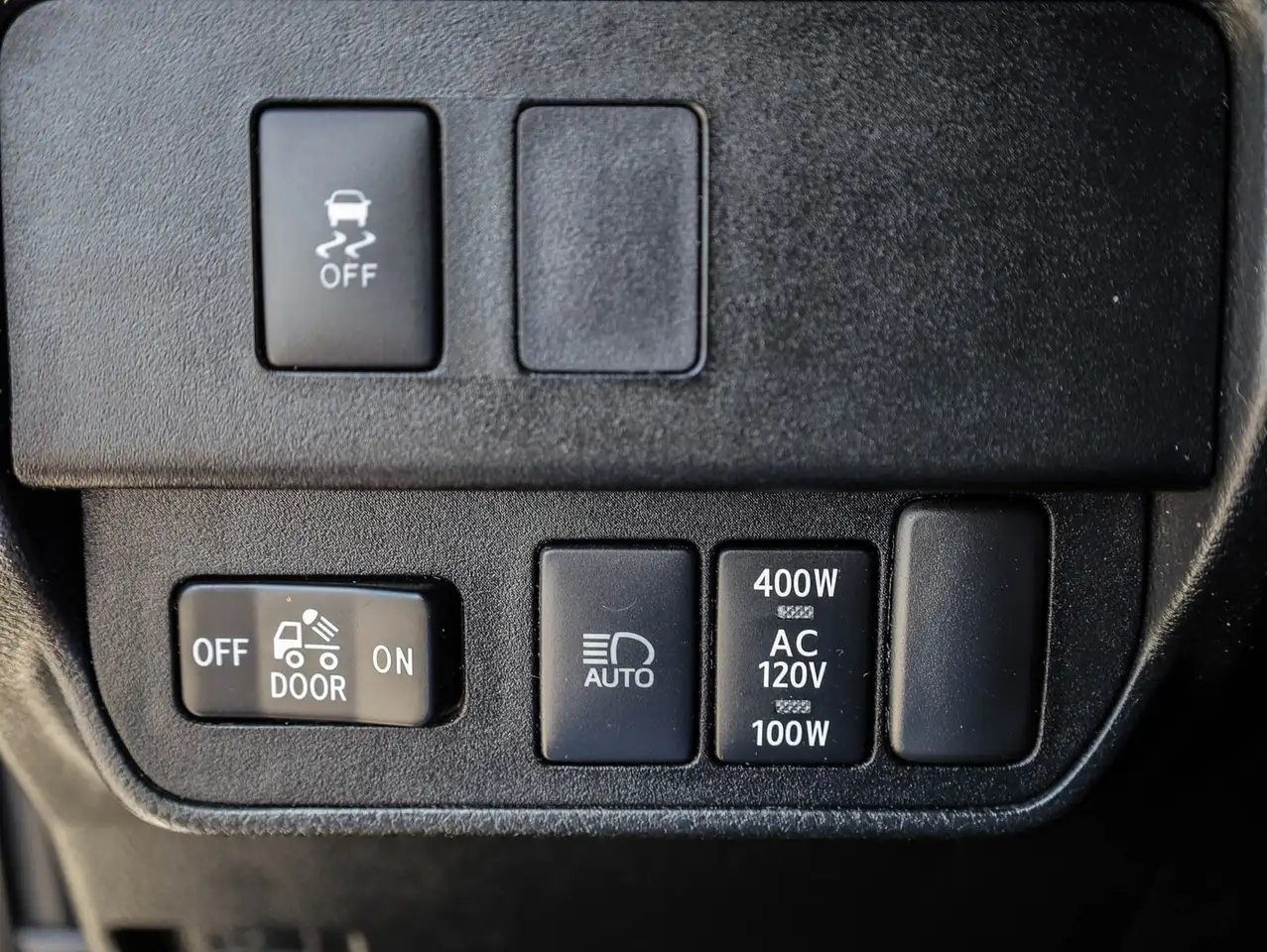 Toyota Tacoma снимка Toyota Tacoma