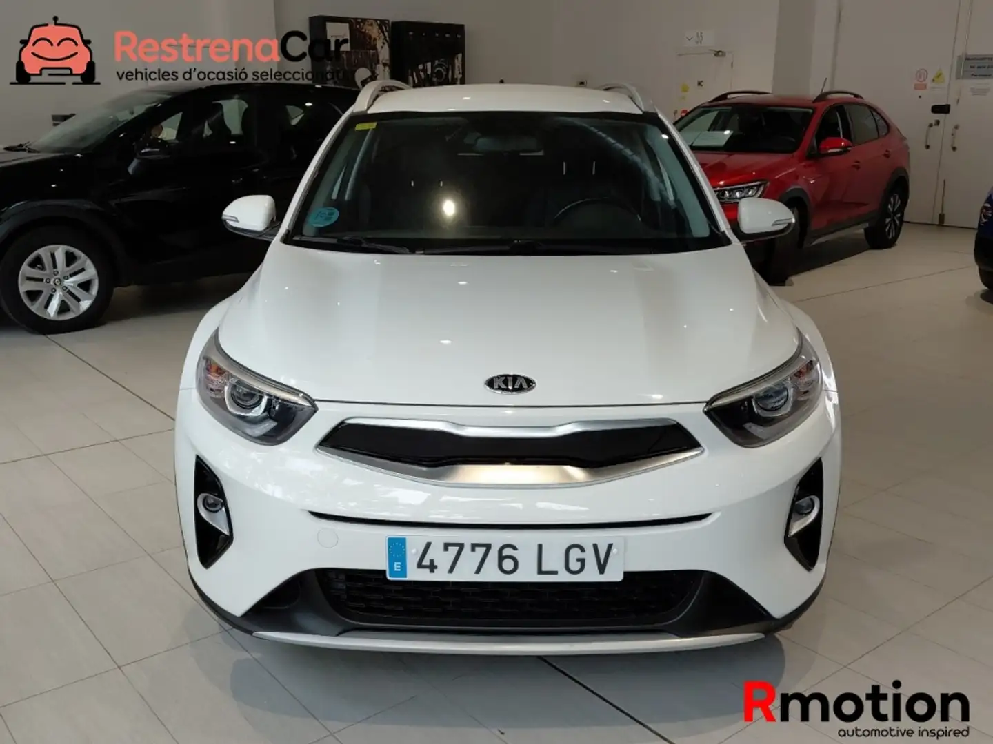 Kia Stonic 1.0 T-GDI 88KW BLACK EDITION 120 5P Bílá - 2