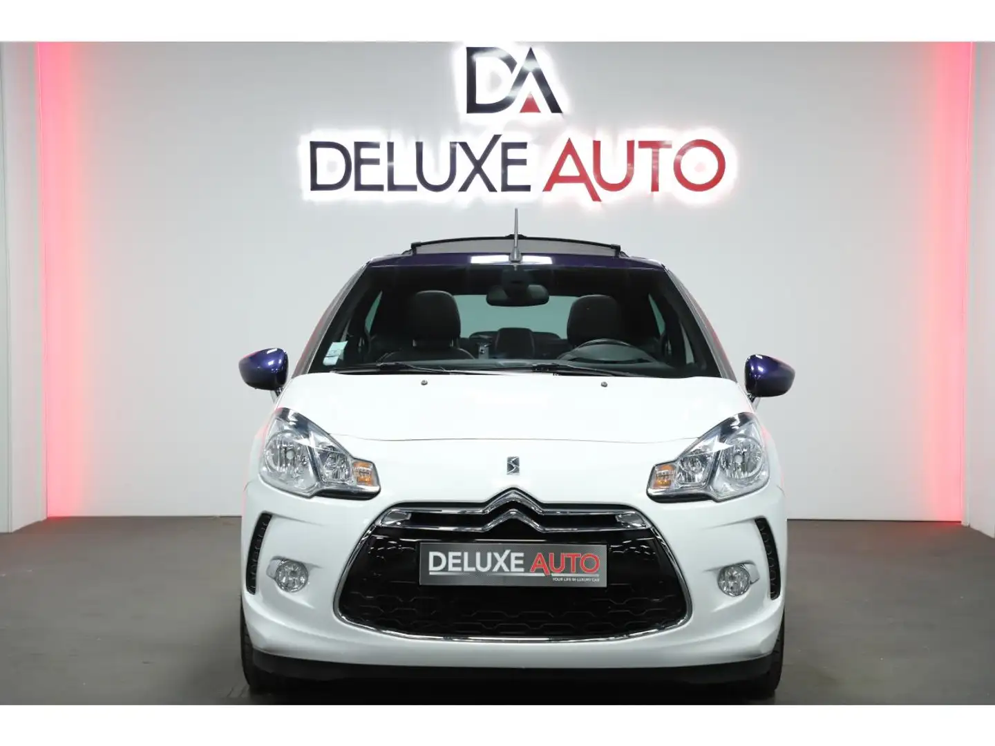 DS Automobiles DS 3 1.2 PureTech 110 So Chic EAT6 Phase 2 Weiß - 2
