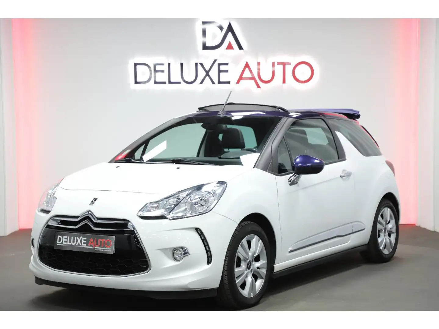DS Automobiles DS 3 1.2 PureTech 110 So Chic EAT6 Phase 2 Weiß - 1