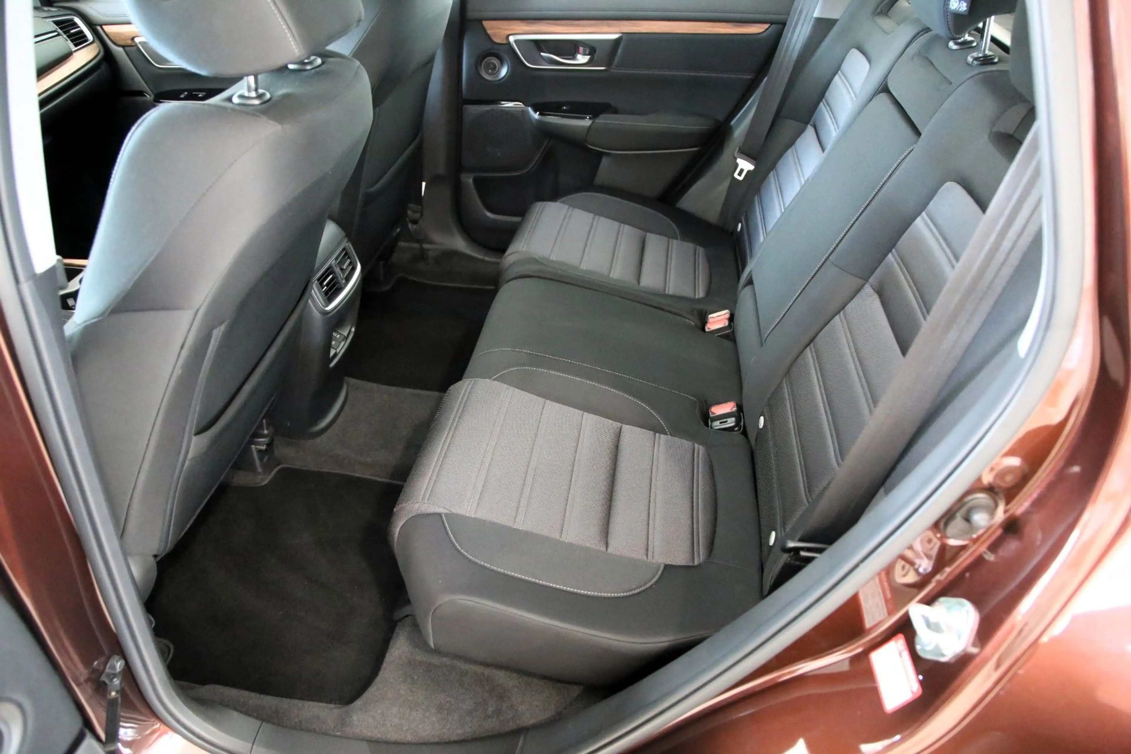 Honda CR-V 1.5 T 4WD Elegance RFK PDC DAB Navi — photo 6