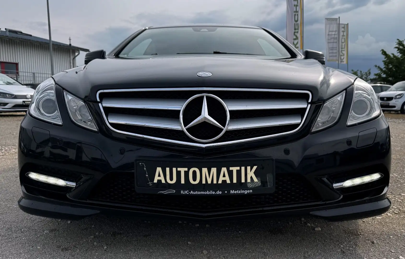 Mercedes-Benz E 350 E -Kl. Coupe E350 CDI/ILS/LEDER/NAVI/AMG Line Schwarz - 2