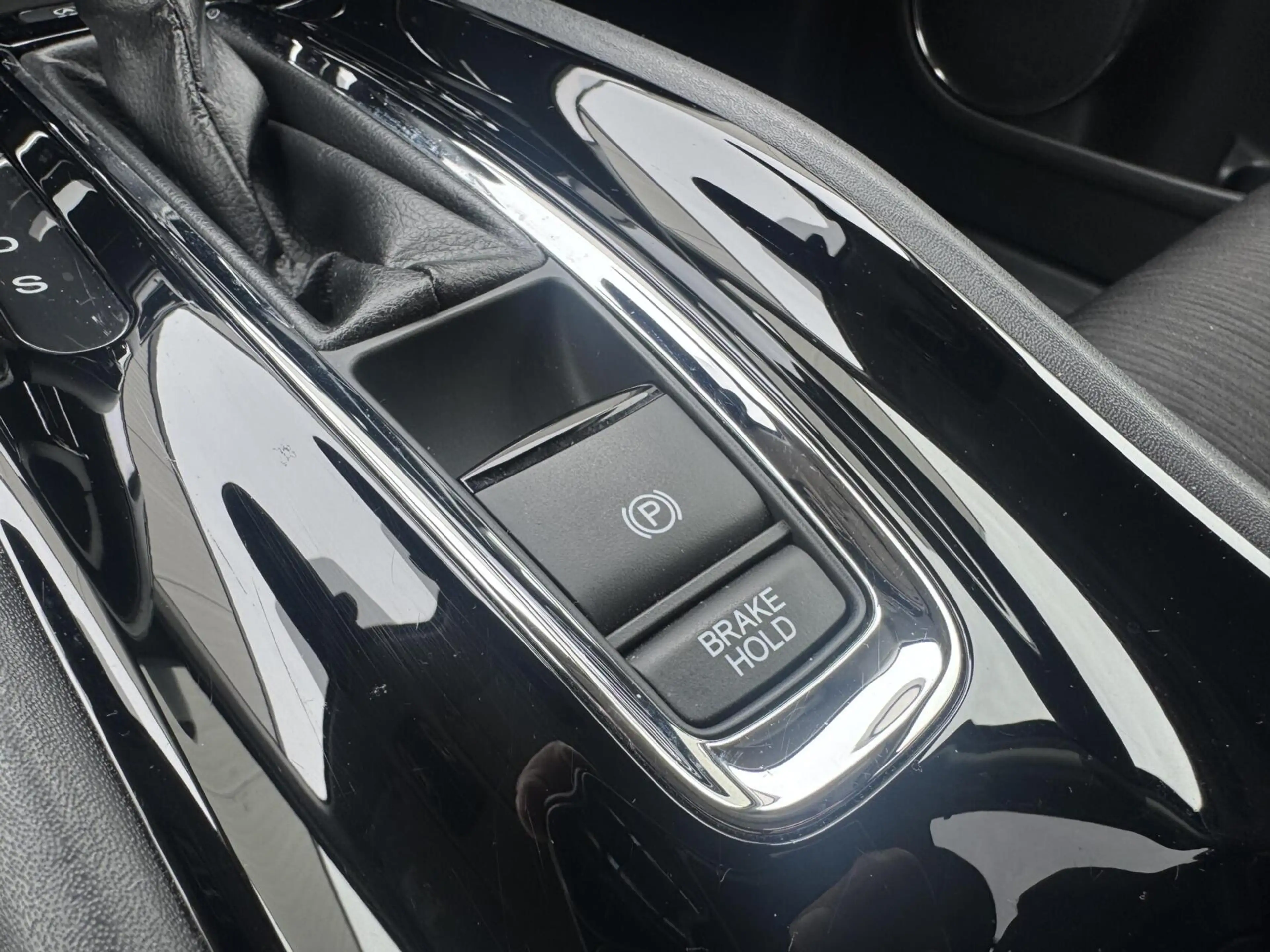 Honda HR-V 1.5 i-VTEC Executive|NL-Auto|Panoramadak|Navi — photo 28