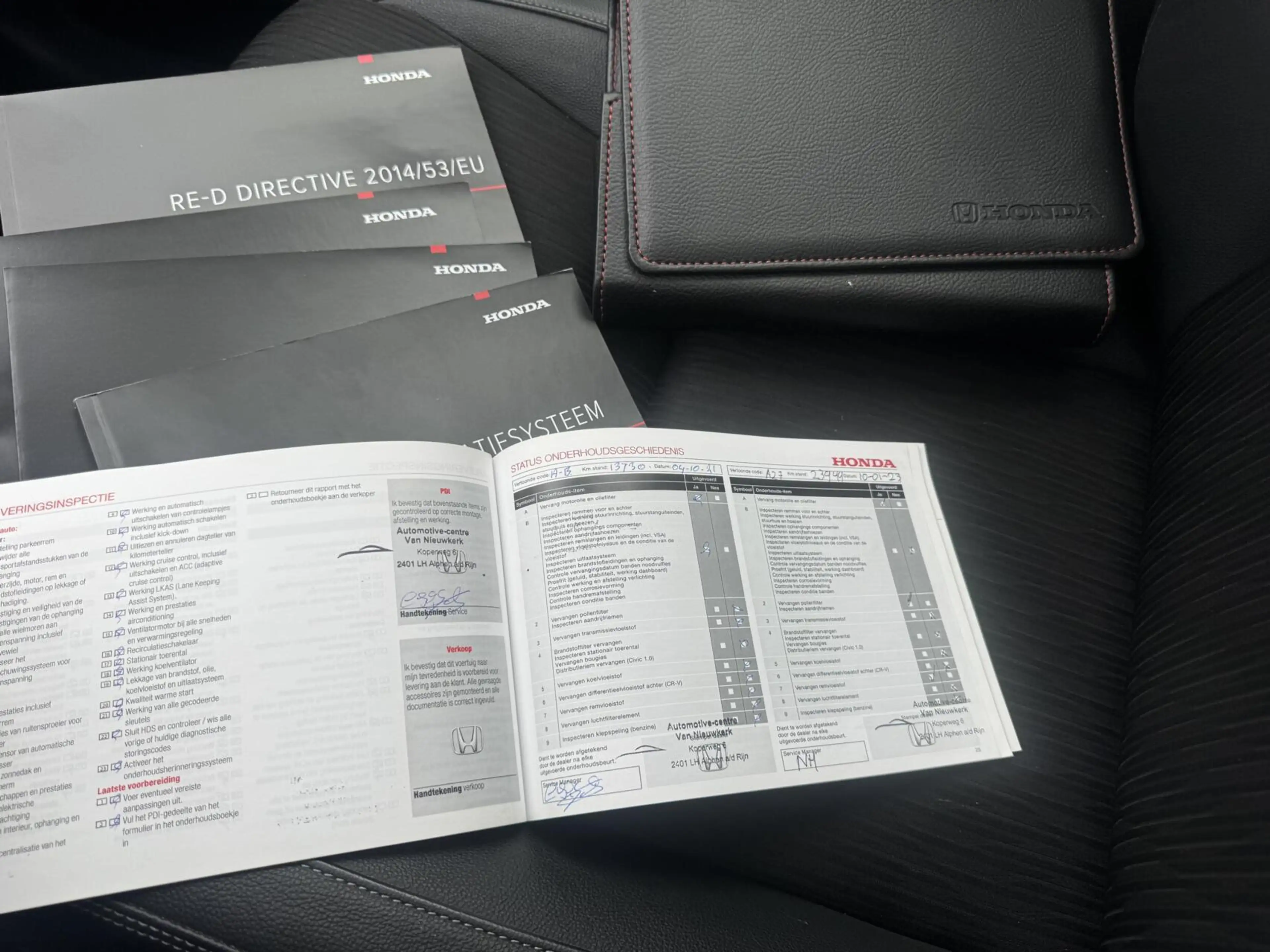 Honda HR-V 1.5 i-VTEC Executive|NL-Auto|Panoramadak|Navi — photo 19