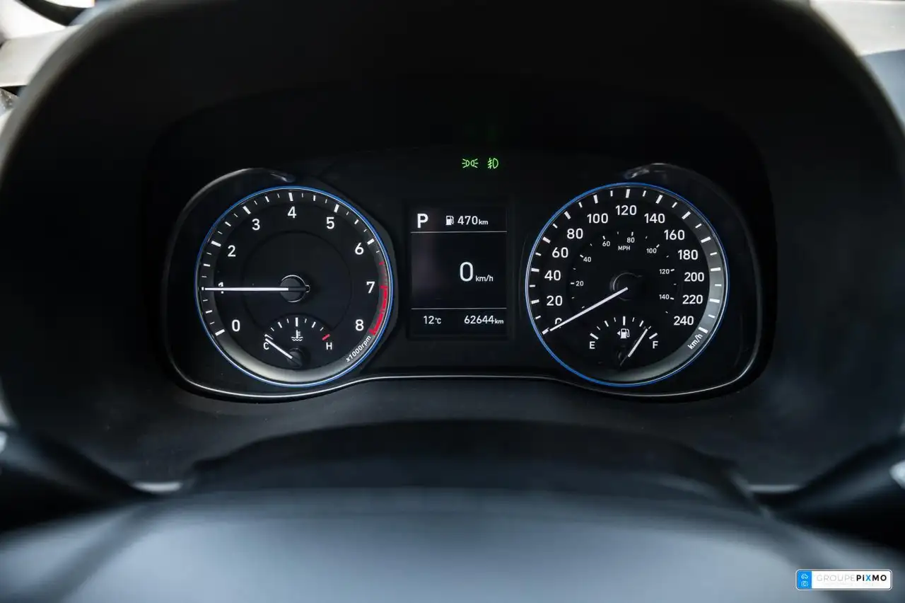 Hyundai KONA снимка Hyundai KONA