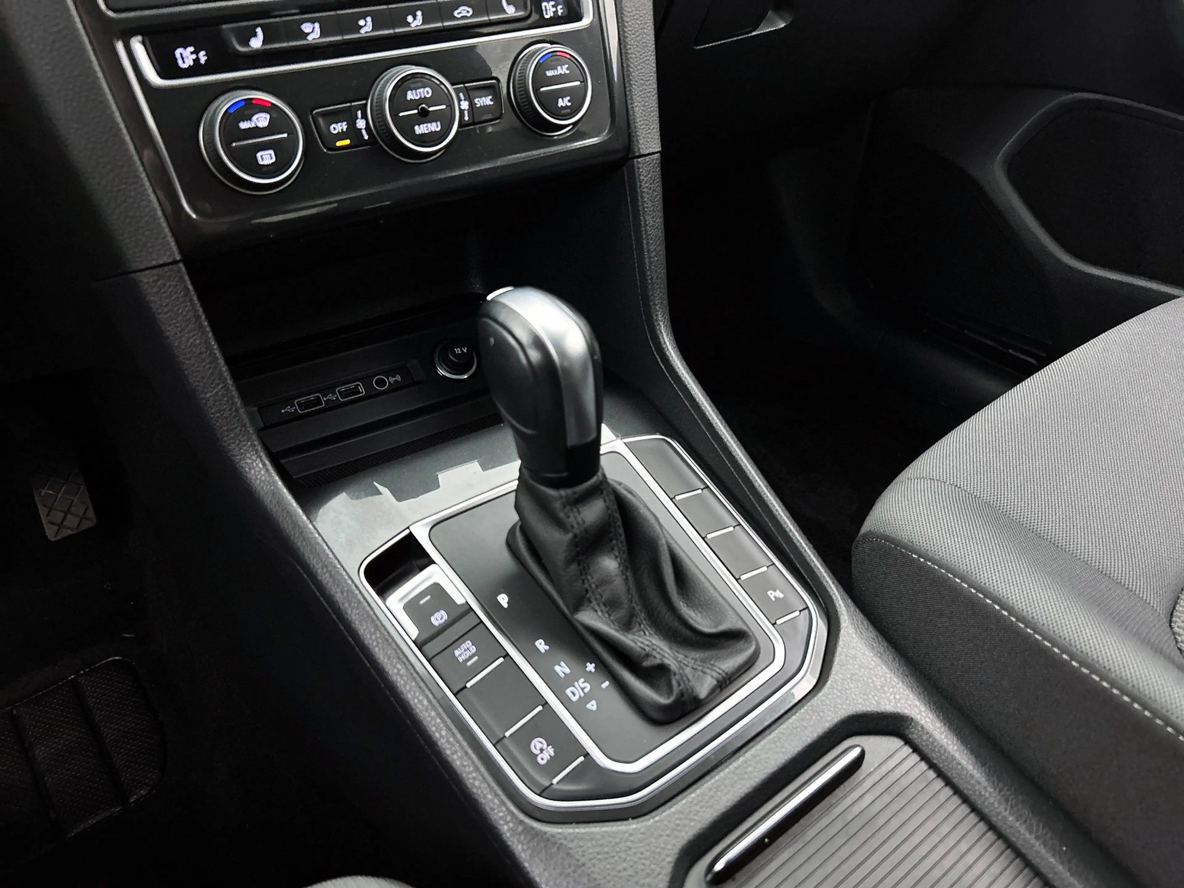 Volkswagen Golf Sportsvan 1.5 TSI ACT Highline Automaat | Adaptive Cruise | — photo 18