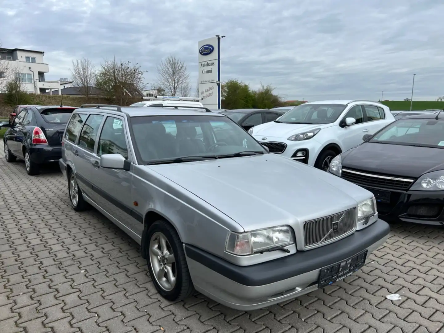 Volvo 850 Kombi 2.5-20V**neuer TüV & Zahnriemen NEU ** Gümüş rengi - 1