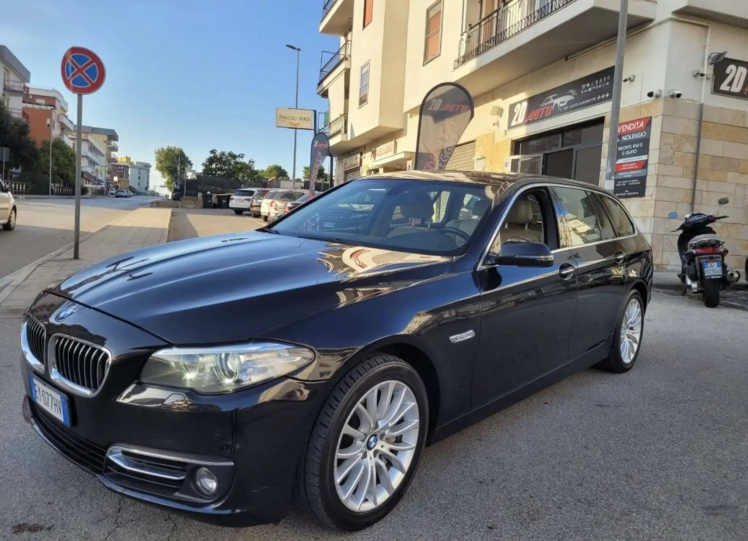 BMW 525 525d Touring xdrive Luxury auto E6 - 1