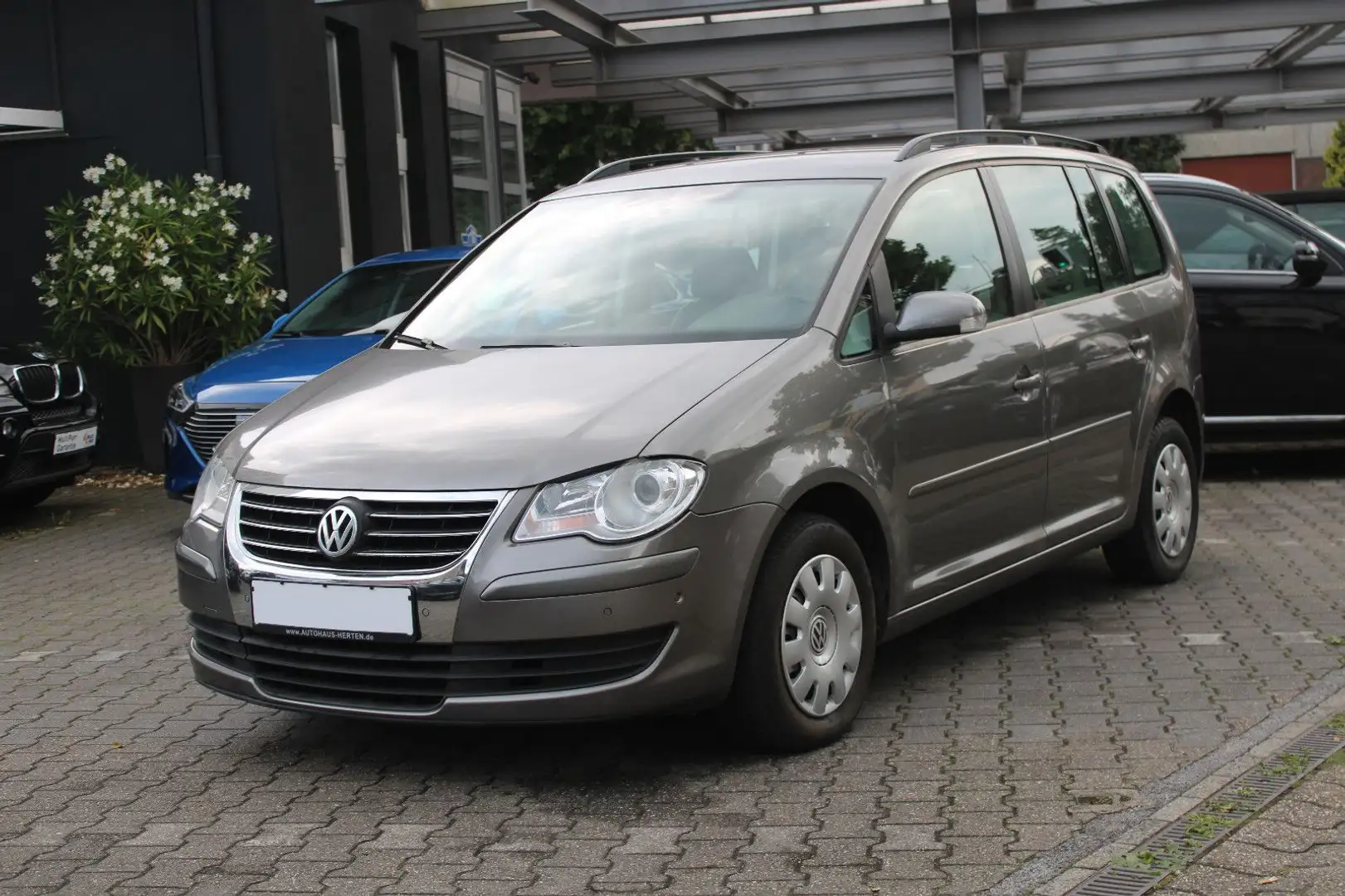 Volkswagen Touran 1.4 TSI Trendline*DSG AUTOMATIK*TÜV07/27* Grau - 1