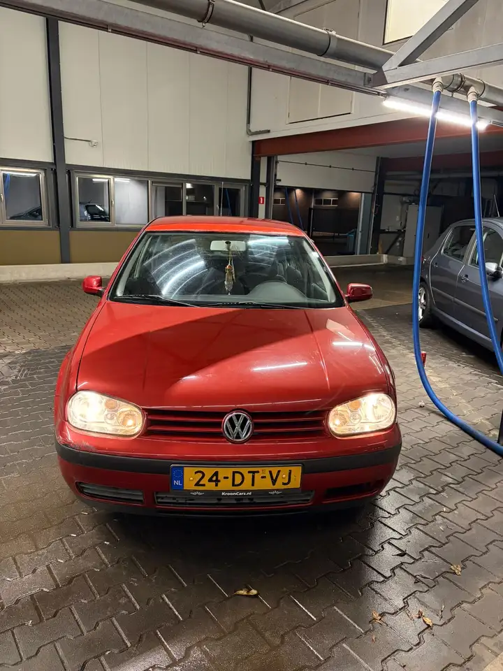 Volkswagen Golf 1.6 Trendline, foto 1