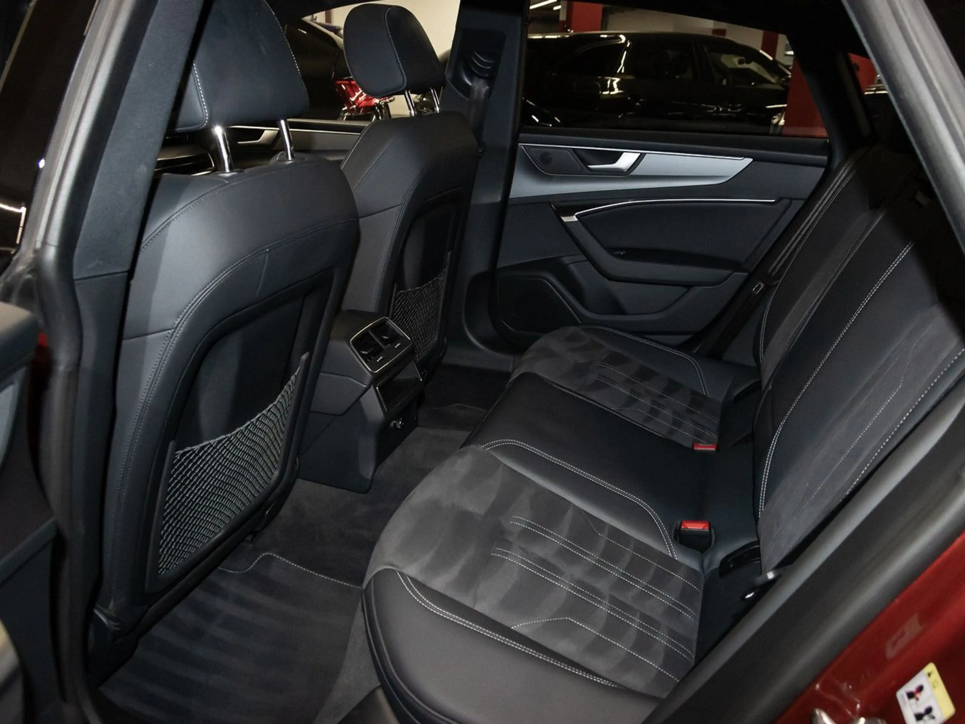Audi A7 45 TFSI quattro S line Head Up Pano — photo 11