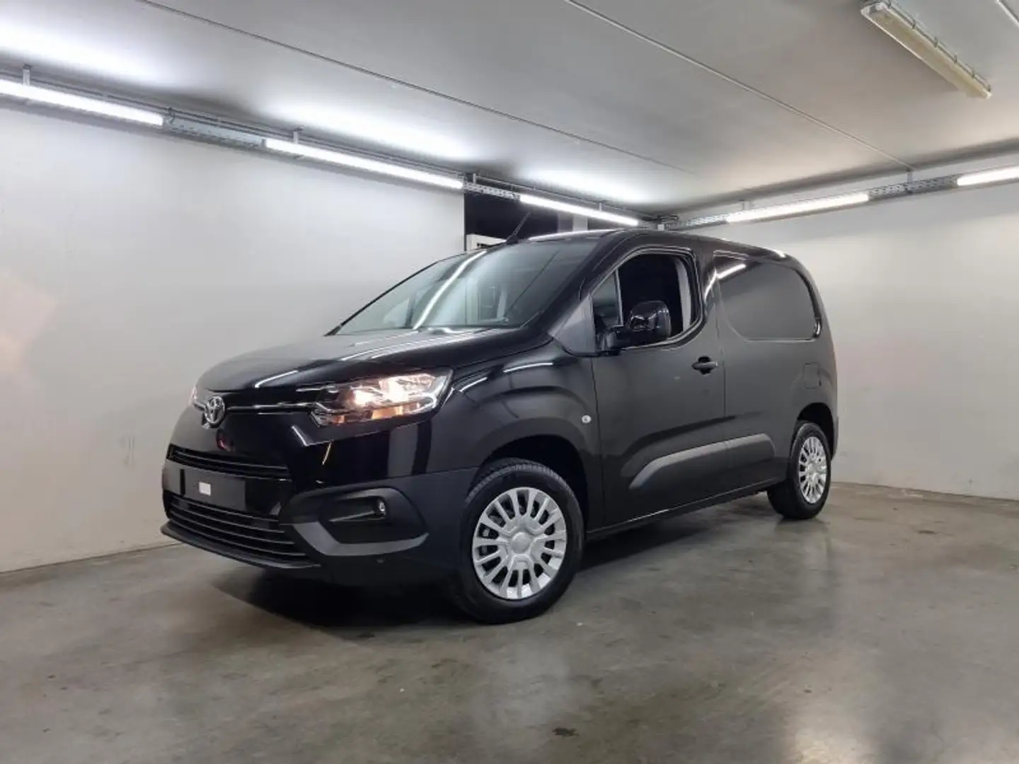 Toyota Proace City Comfort - SWB- 1.5D 100pk Zwart - 1