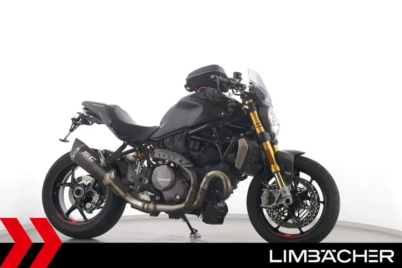 Ducati Monster 1200