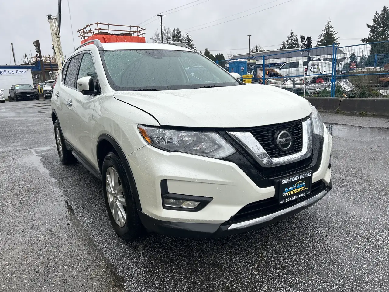 Nissan Rogue снимка Nissan Rogue