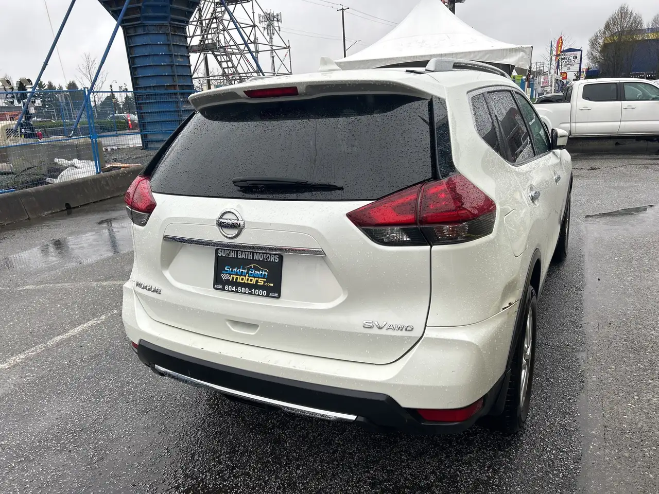 Nissan Rogue снимка Nissan Rogue