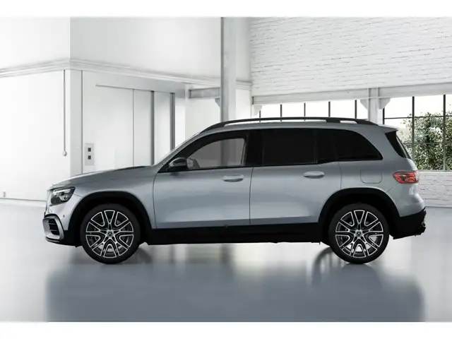 Mercedes-Benz GLB view 4